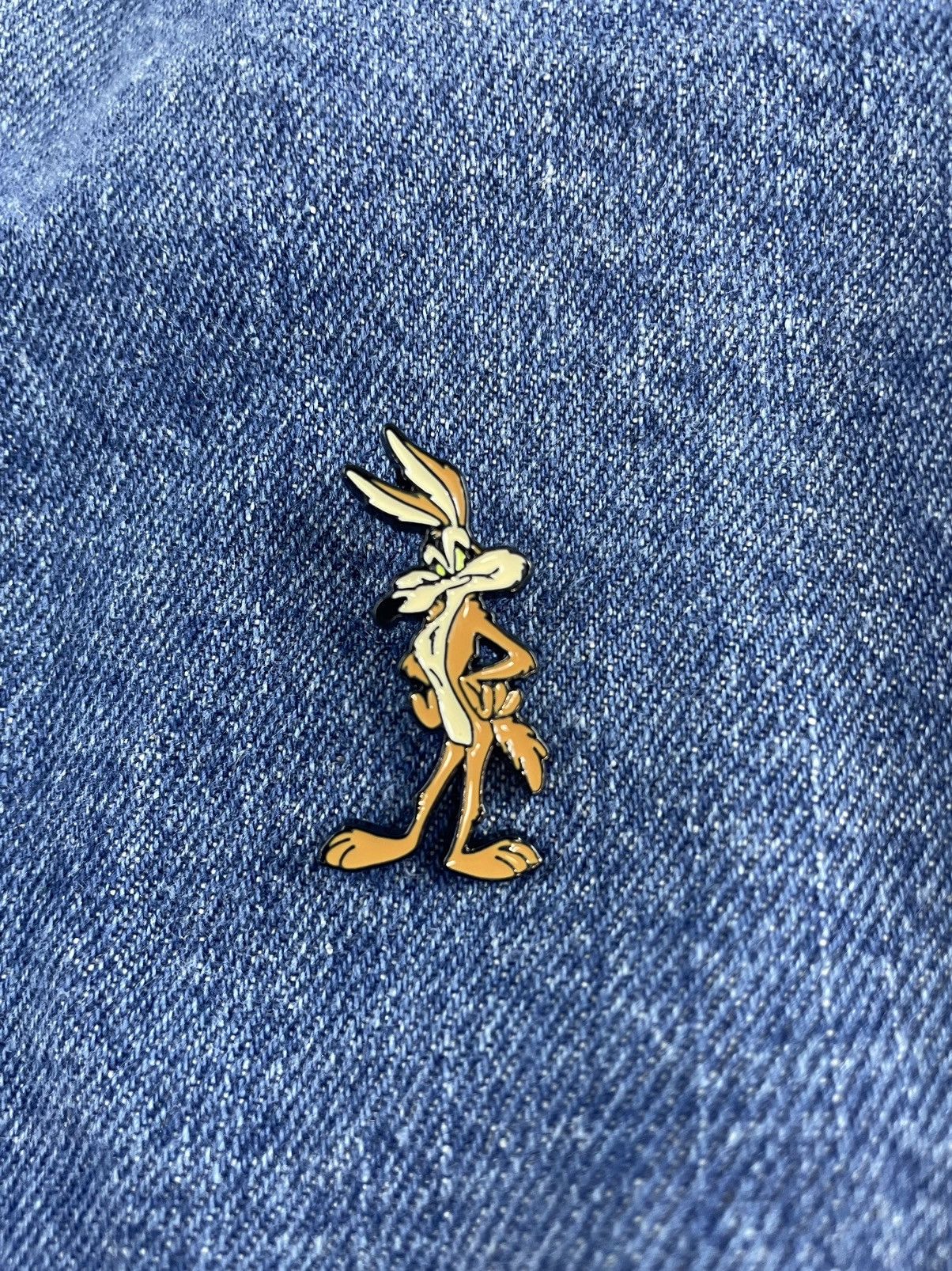 Other Wile Coyote Enamel Pin Size ONE SIZE - 1 Thumbnail