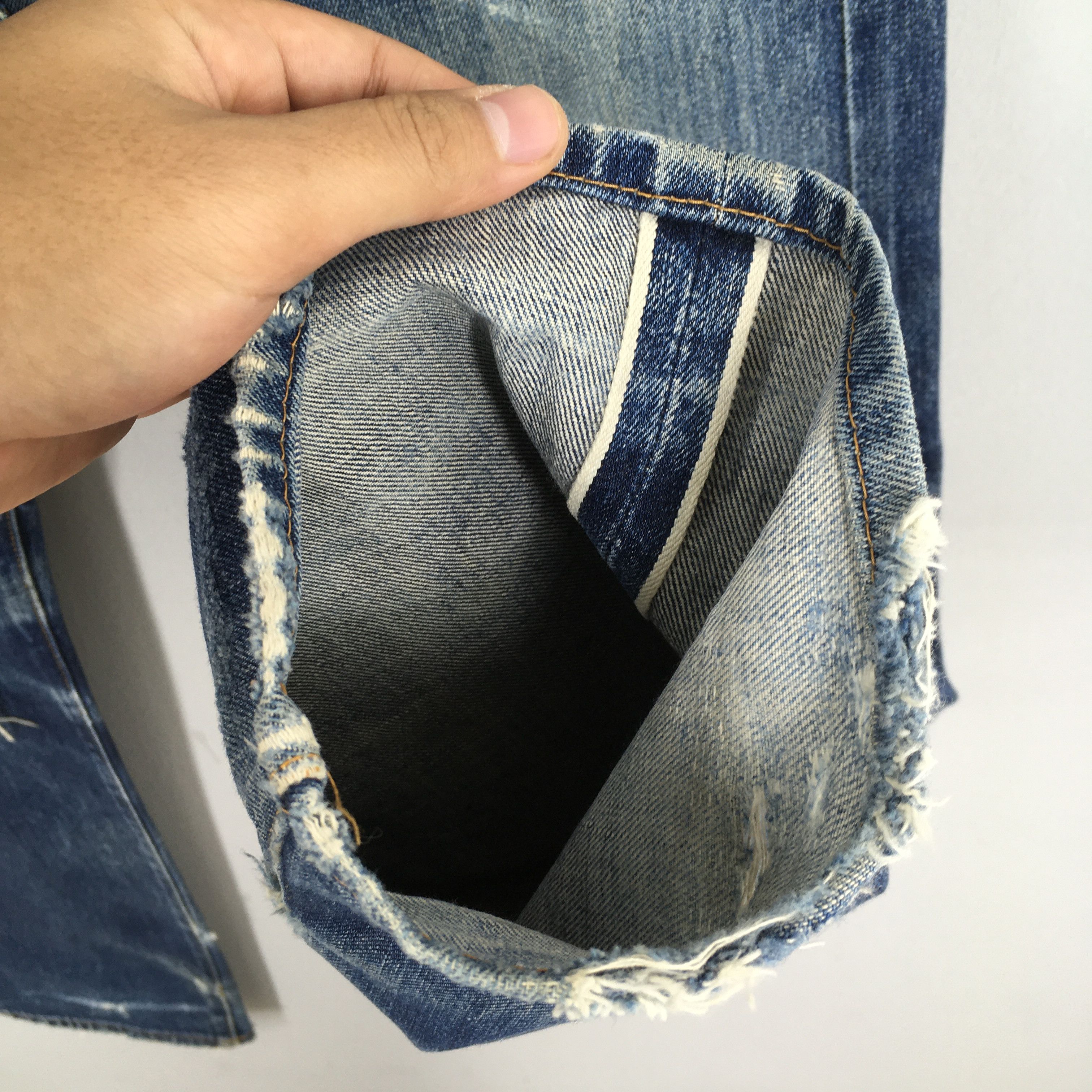 Size 29x31.5 Vintage Levi's 551ZXX Faded Blue Jeans