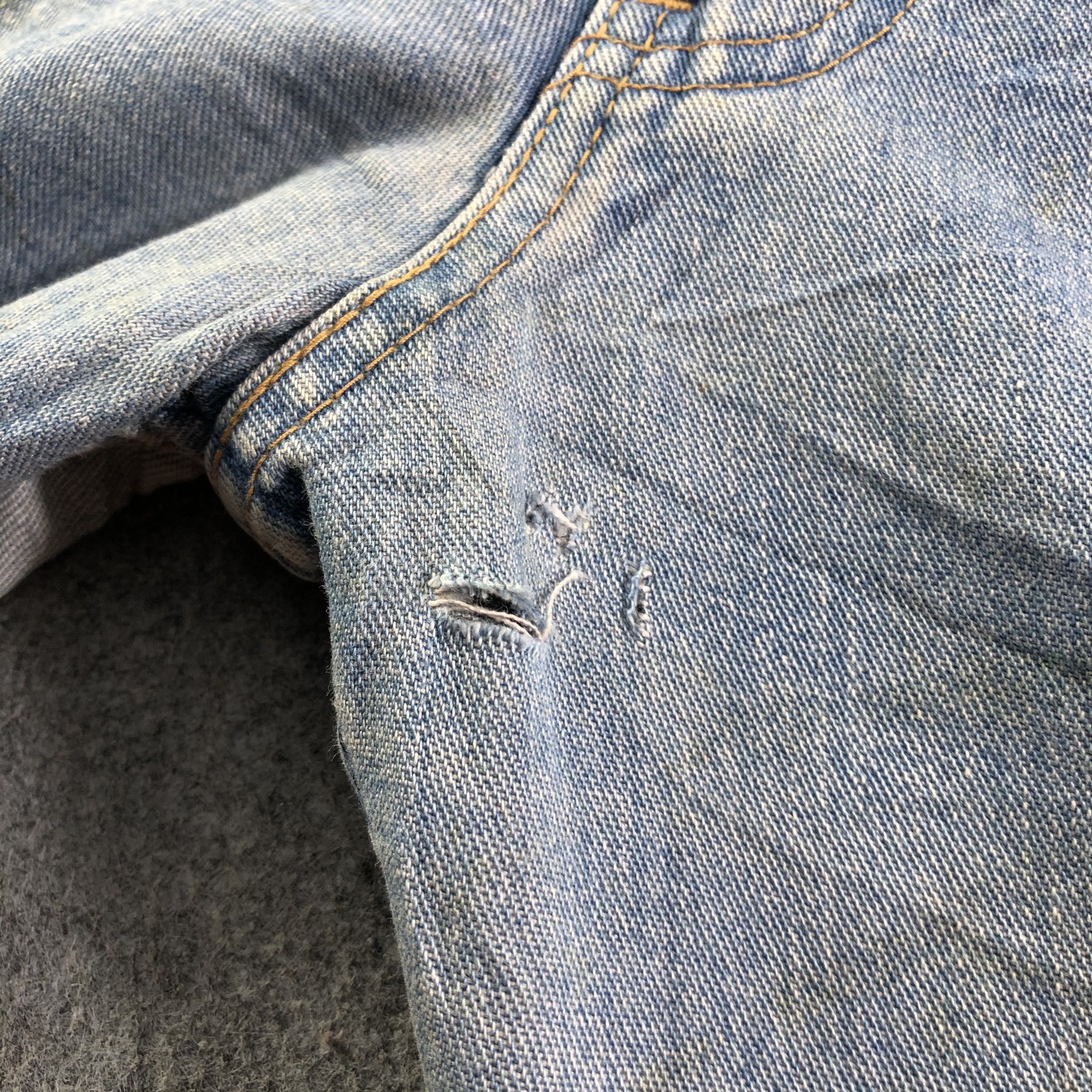 Levi's Vintage Blue Wash Levis 520 Jeans-J3930 Size US 29 - 7 Thumbnail