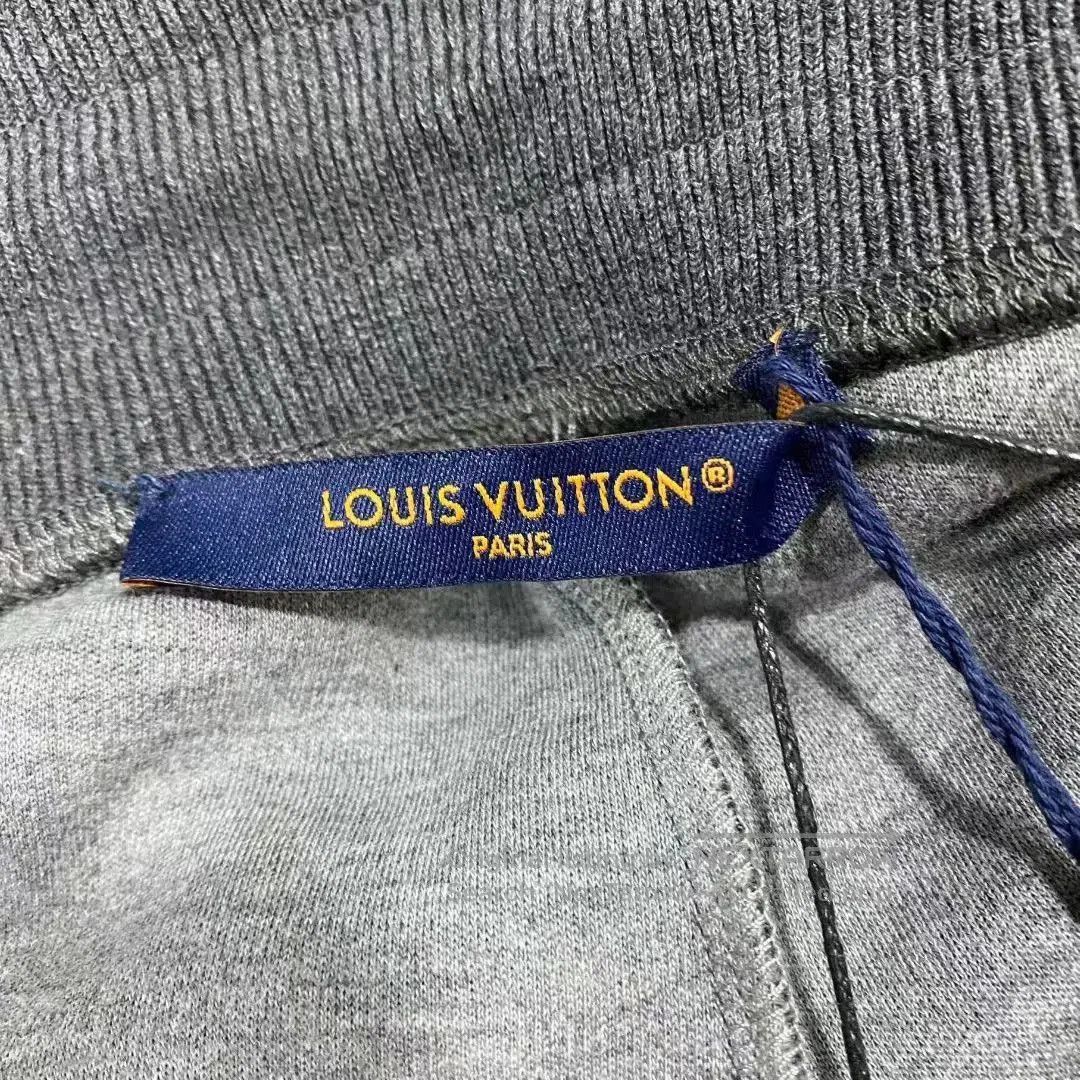 Louis Vuitton Louis Vuitton Gray Logo Sweatpants. Size US 26 / EU 42 - 5 Thumbnail