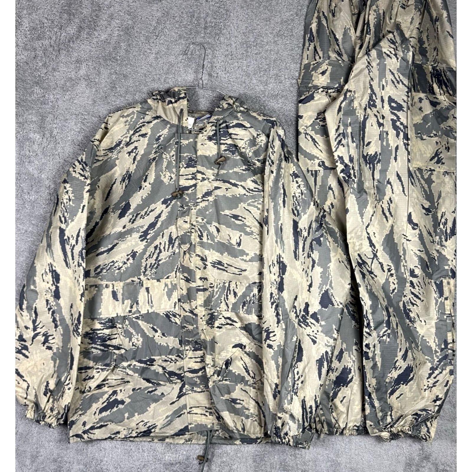 Vintage Digital Camo Jacket Cargo Pants Men Medium Full Zip Nylon PVC Coated Water Proof - Military Size US 31 - 2 Thumbnail