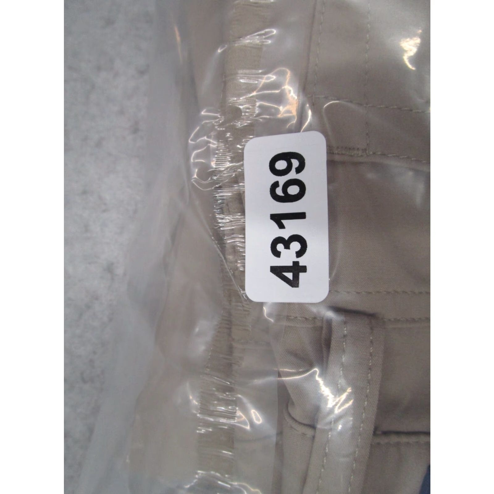 Lululemon Vineyard Vines Pants Men 28 Beige On The Go OTG performance Chino 28x32 Size US 28 / EU 44 - 7 Thumbnail
