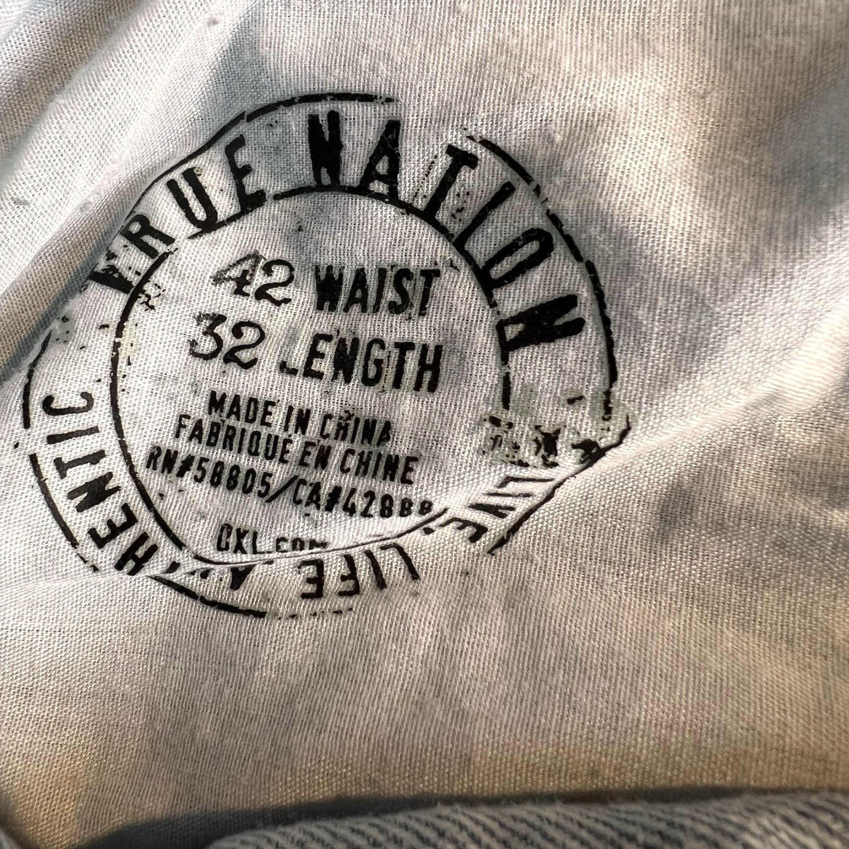 Vintage True Nation Jeans Mens 42x32 Blue Distressed Tapered Regular Jeans Distressed Men Blue 42 42x32 Zip Button Size US 42 / EU 58 - 3 Thumbnail