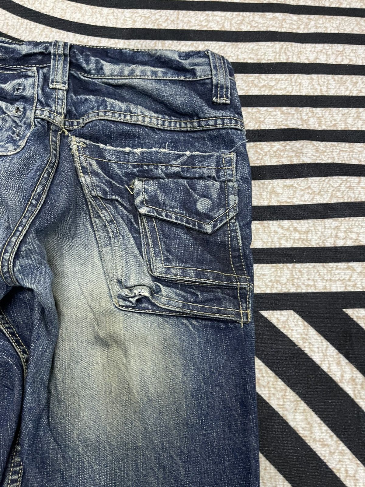 Japanese Brand 2000s CRAZY LEOPARD DENIM JEANS DISTRESSED RARE DESIGN Size US 30 / EU 46 - 24 Thumbnail