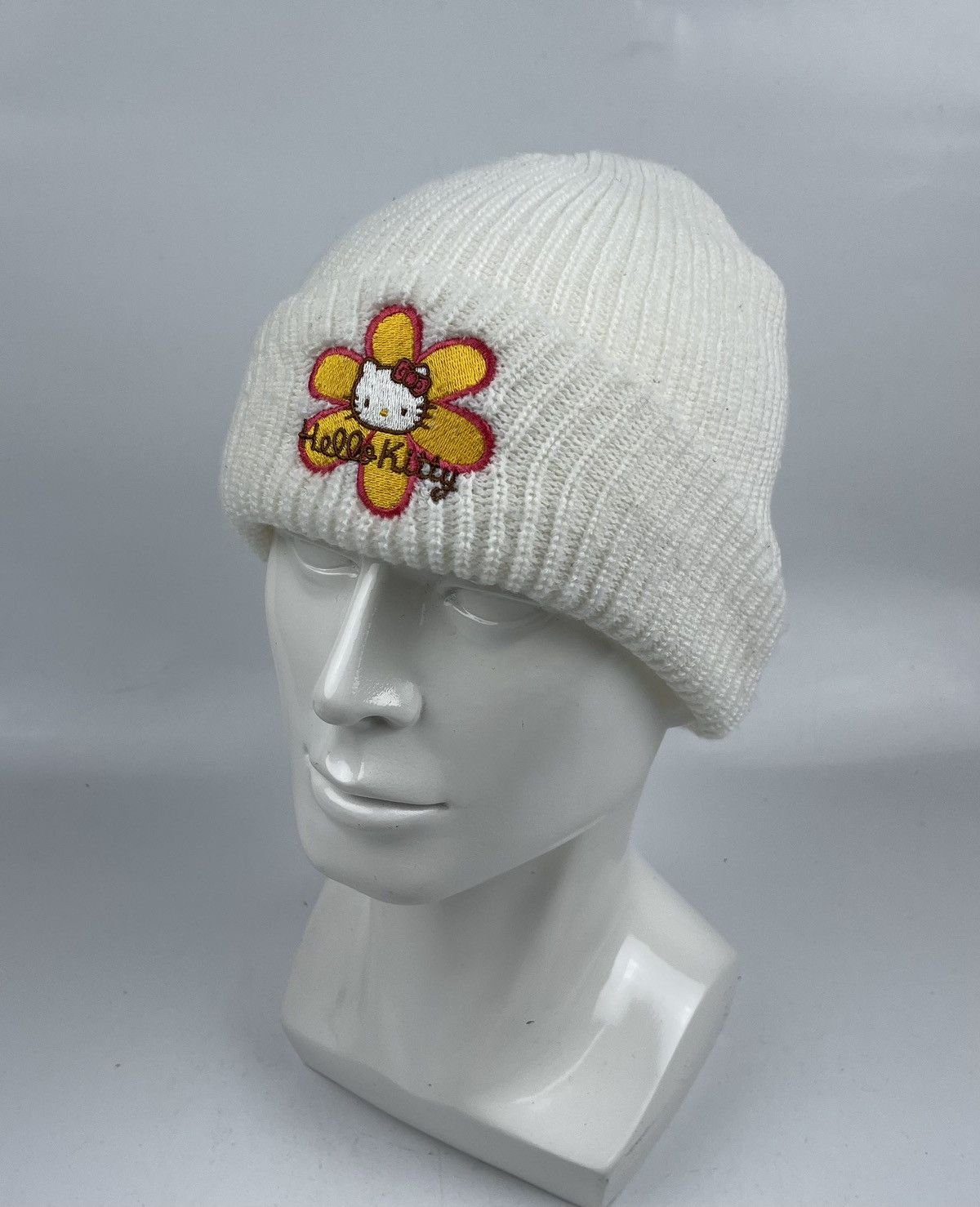 Anime made in canada hello kitty beanie hat snow cap tc14 Size ONE SIZE - 1 Thumbnail