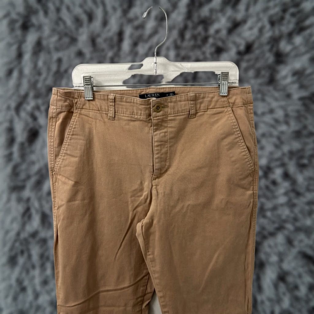 Ralph Lauren VINTAGE? No – Lauren Ralph Lauren Pants Women 12 Chino Straight Leg Beige Khaki 34x27 Stretch Comfort Easy Care YKK Buttons Zip Fly Workwear Casual Size 34" / US 12 / IT 48 - 1 Thumbnail