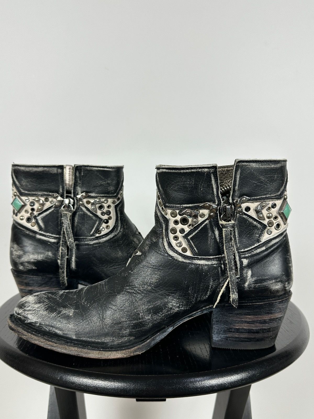 Sendra Sendra Distressed Leather Studded Western Ankle Biker Boots Size US 7 / IT 37 - 9 Thumbnail