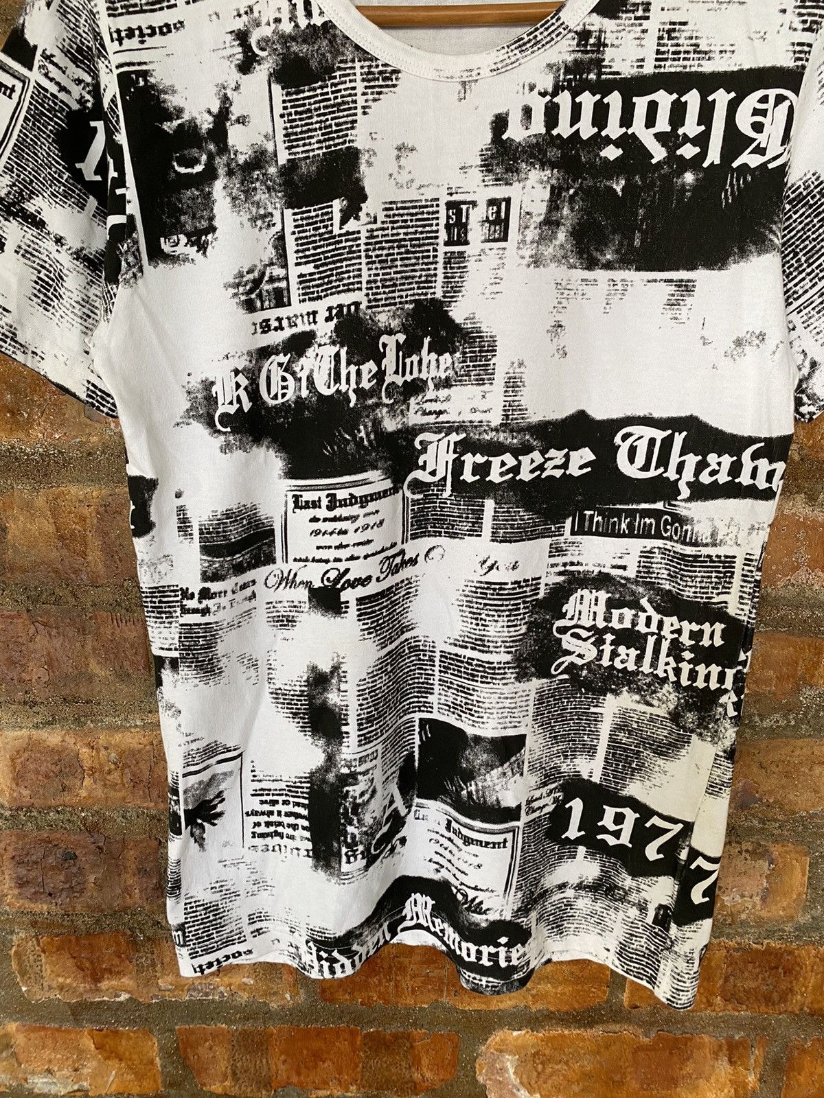 In The Attic Iconic Punk and Gothic Newspaper print tee Size US S / EU 44-46 / 1 - 4 Thumbnail