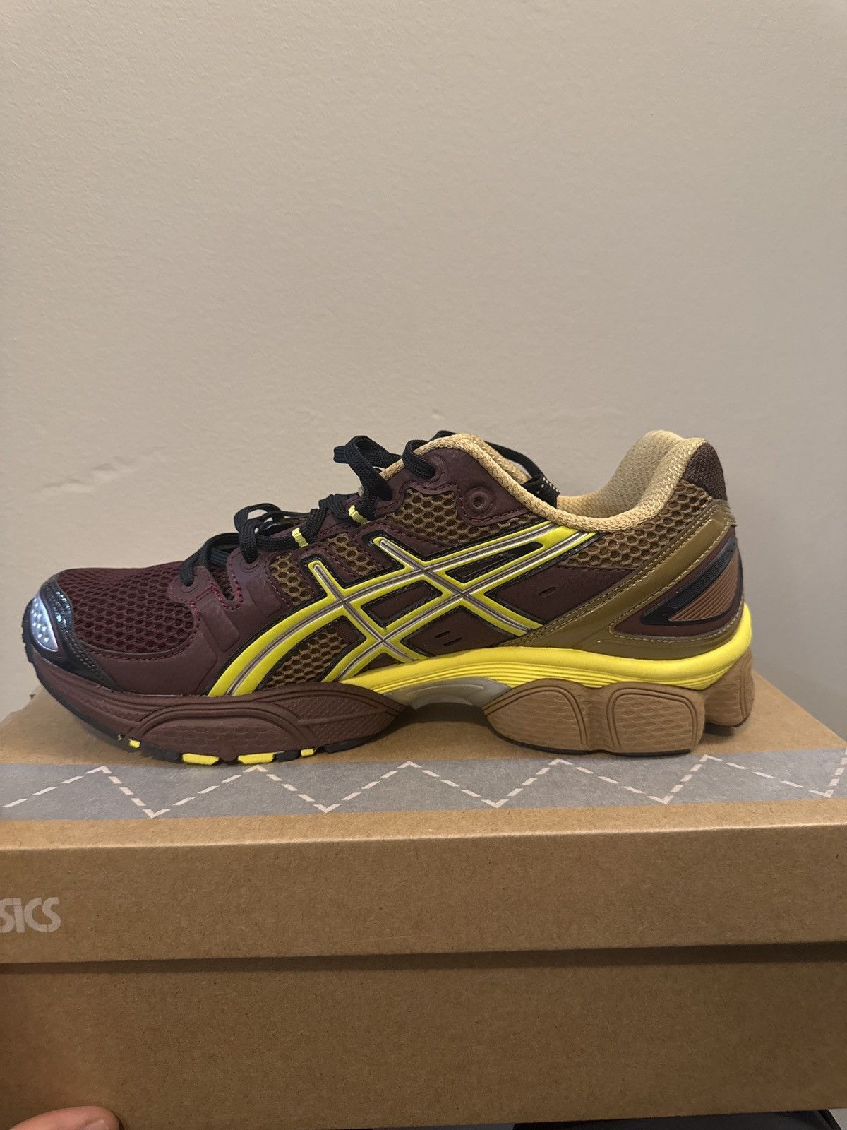 Asics Asics Gel-Nimbus 9 Size US 9.5 / EU 42-43 - 2 Thumbnail