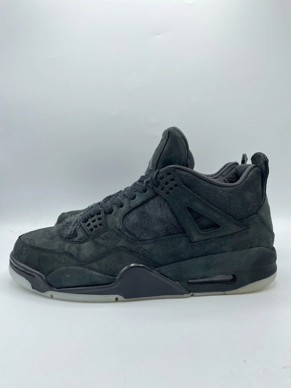 Jordan Brand × Kaws KAWS Jordan 4 Retro High Black Size US 10 / EU 43 - 2 Thumbnail