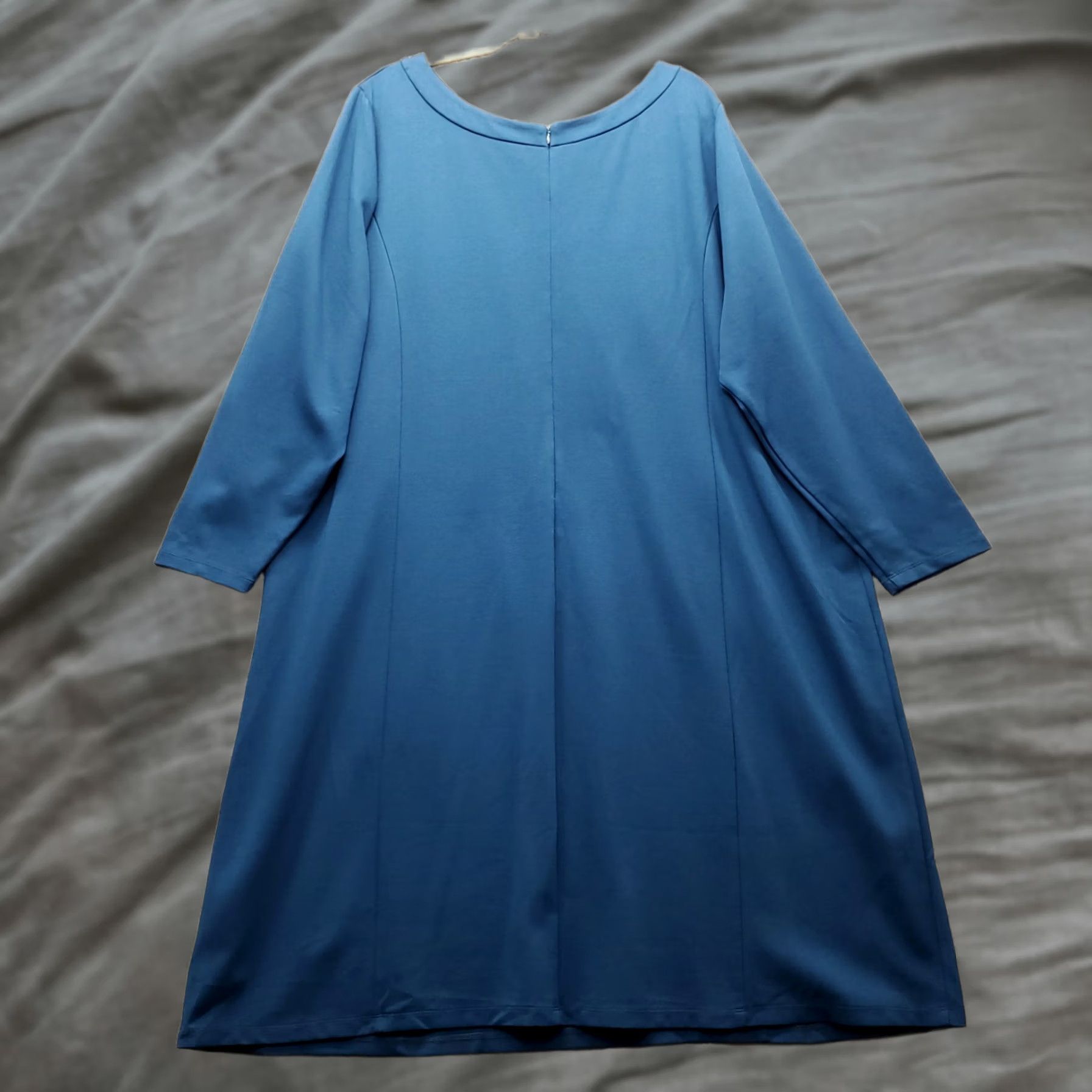 Vintage Susan Graver Long Maxi Dress Womens 3X Blue Round Neck Zipper Beaded Embellished Dress Maxi Womens Size 3X Blue Size XXL / US 16-18 / IT 52-54 - 1 Thumbnail