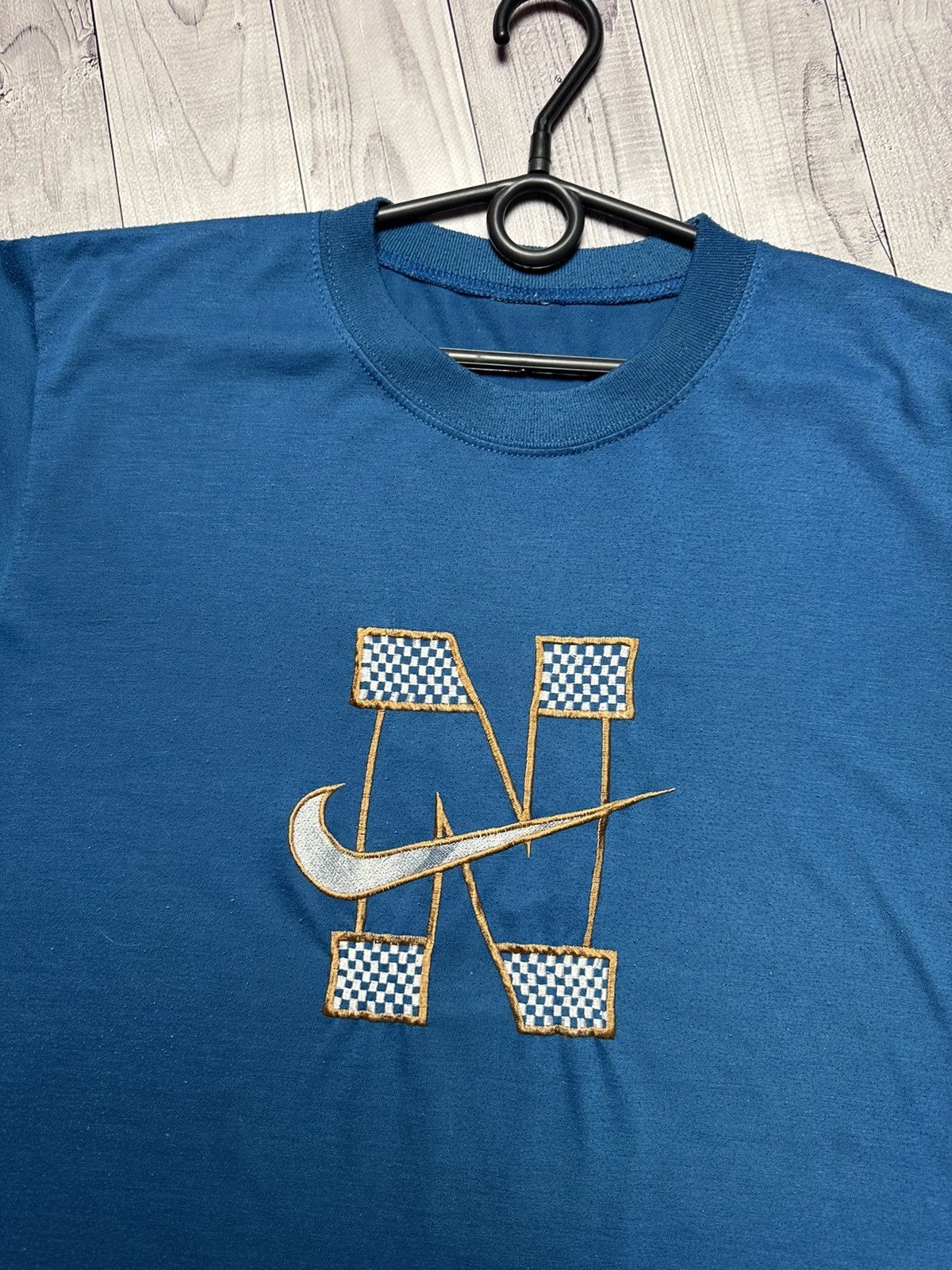Nike × Vintage Vintage Nike Big logo tee size S/M Rare Size US M / EU 48-50 / 2 - 3 Thumbnail