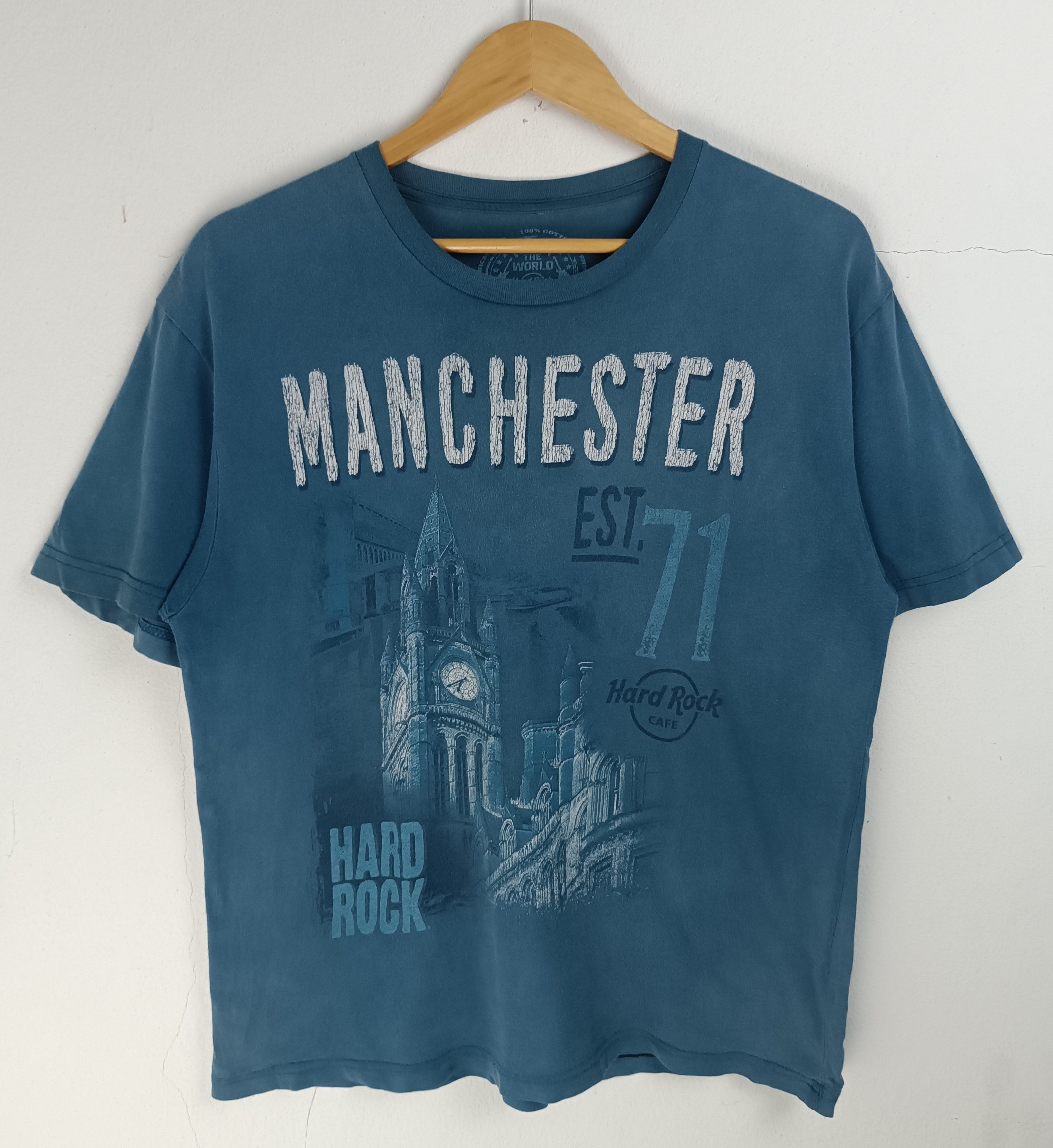 Hard Rock Cafe VINTAGE Y2K FADED HARD ROCK MANCHESTER VERY RARE TEE Size US M / EU 48-50 / 2 - 3 Thumbnail