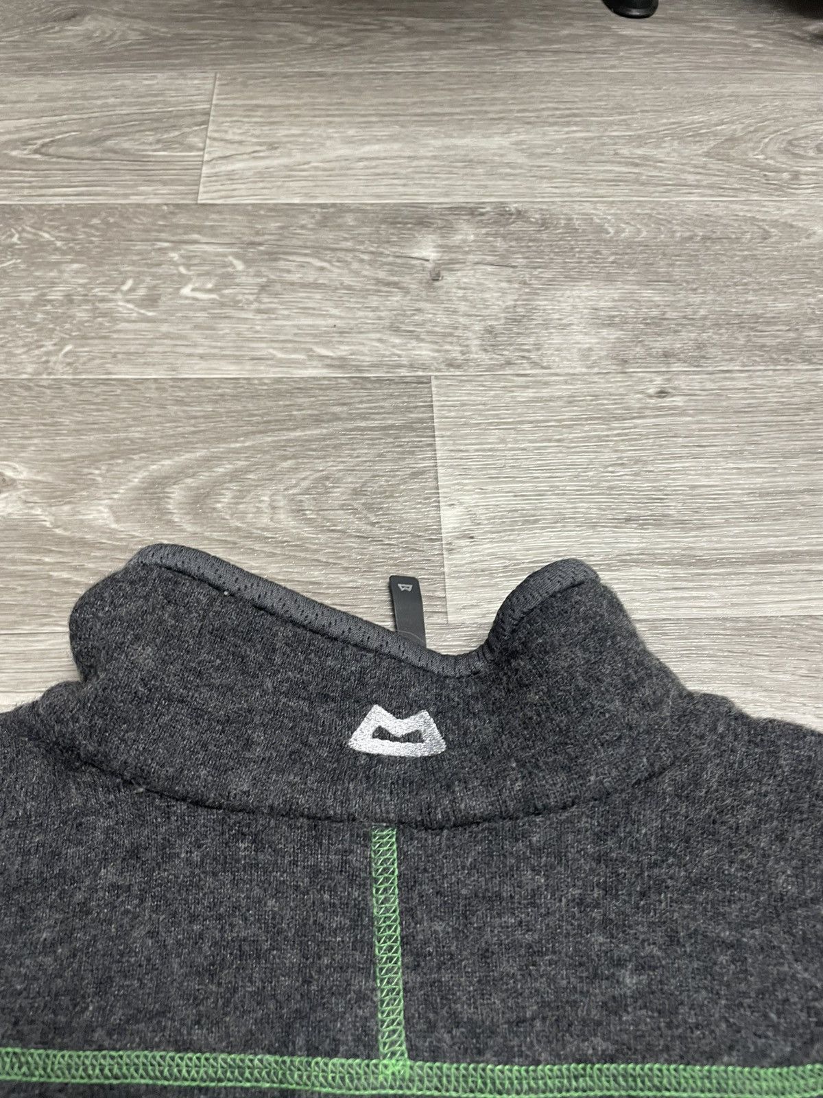 Mountain Equipment Vintage Mountain Equipment Men's Chamonix Half Zip Sweater Size US L / EU 52-54 / 3 - 20 Thumbnail