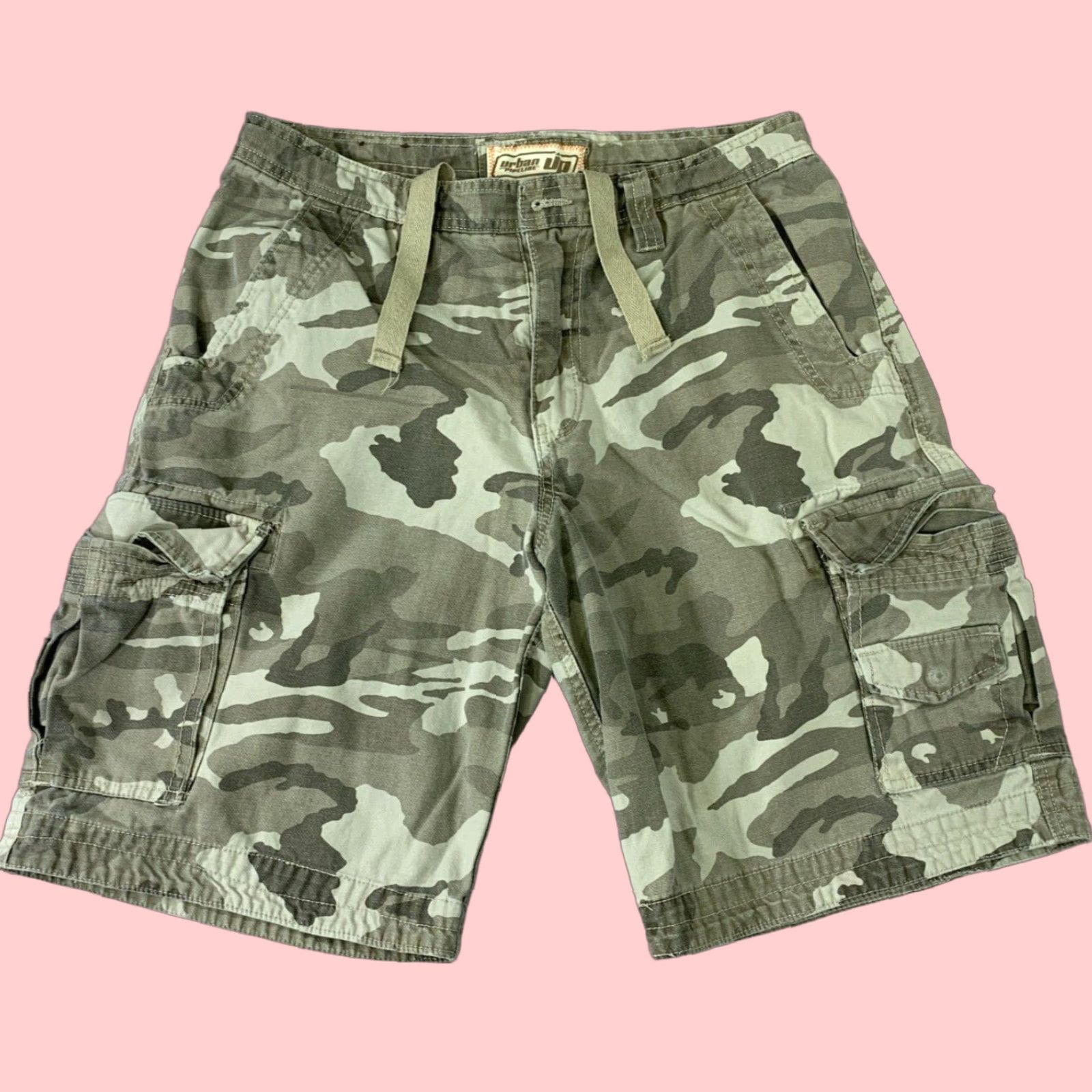 VINTAGE Urban Pipeline Cargo Shorts Men 32 Camo Drawstring 100