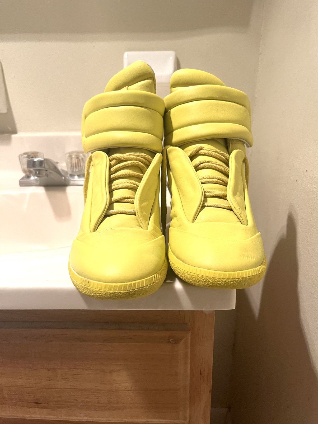 Maison Margiela Mason Margiela Future High Neon 9|42 Size US 9 / EU 42 - 1 Thumbnail