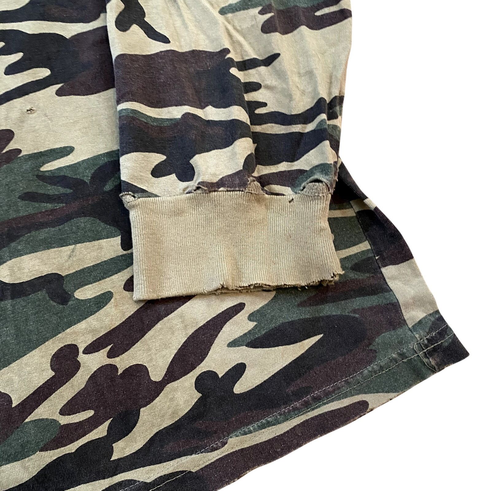 Realtree × Vintage Vintage 90s Camo Long Sleeve Boxy Pocket T Shirt Distressed Size US XL / EU 56 / 4 - 6 Thumbnail