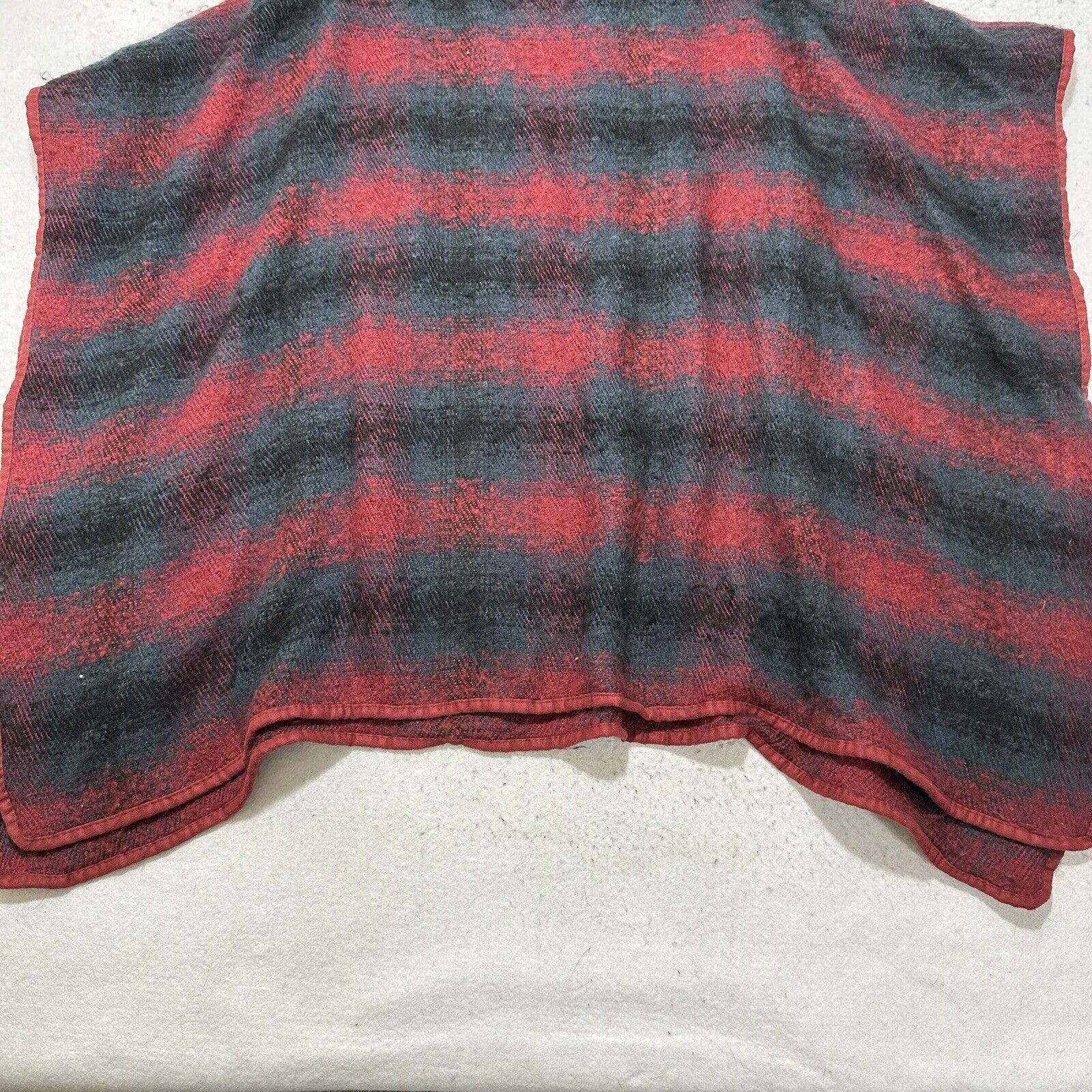 Other BCBGeneration One Size Poncho Sweater Turtleneck Red =Tunic Size ONE SIZE - 10 Thumbnail