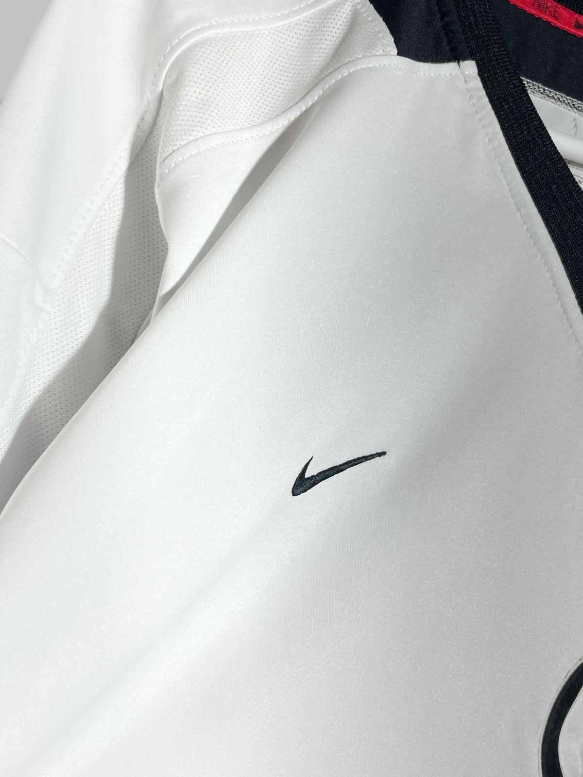 Nike Manchester United Nike 2002/03 Away Vintage Football Shirt Size US M / EU 48-50 / 2 - 5 Thumbnail