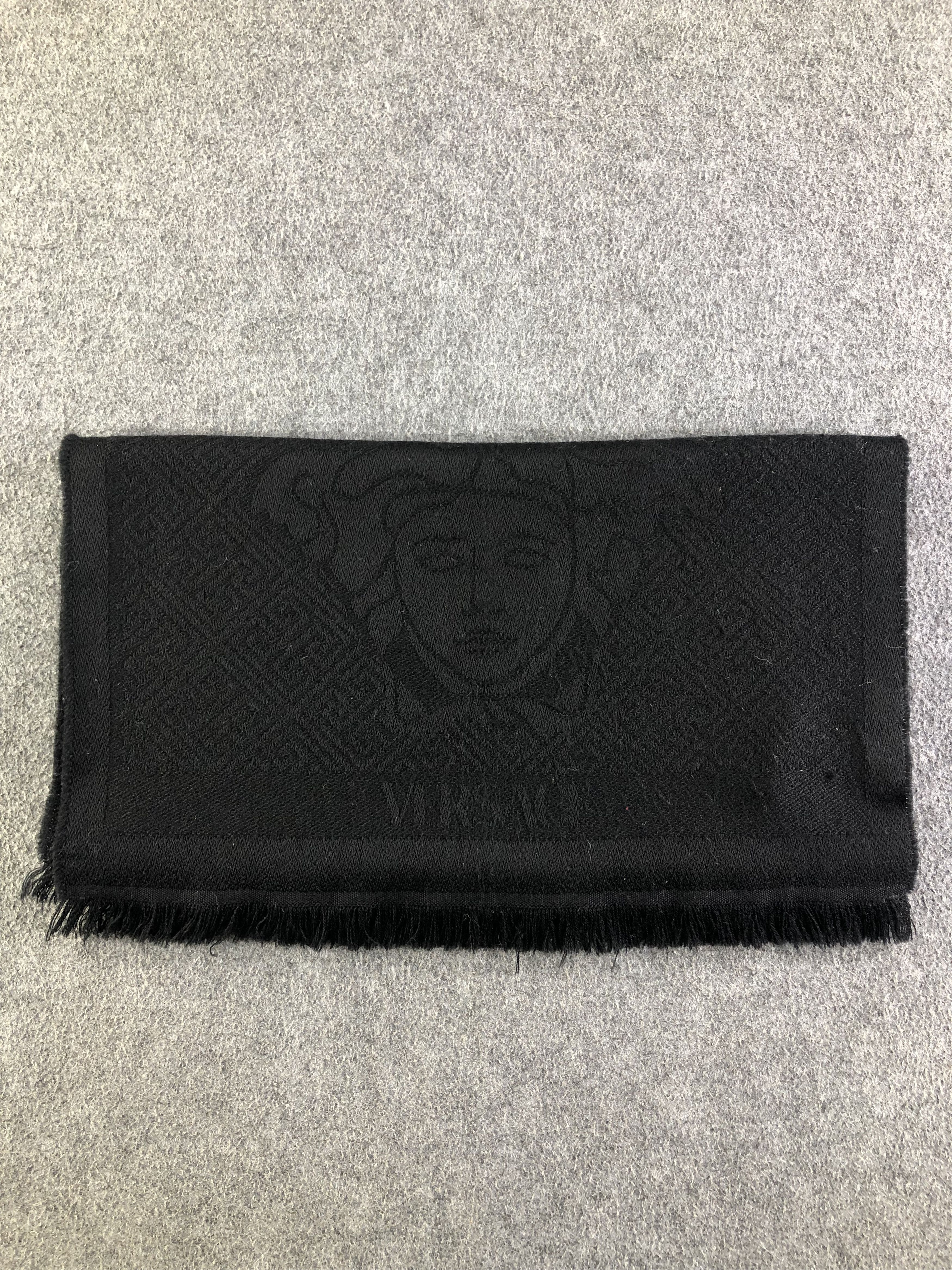 Versace Gianni Versace Medusa Scarf / Muffler / Neckwear SS1225 Size ONE SIZE - 9 Thumbnail