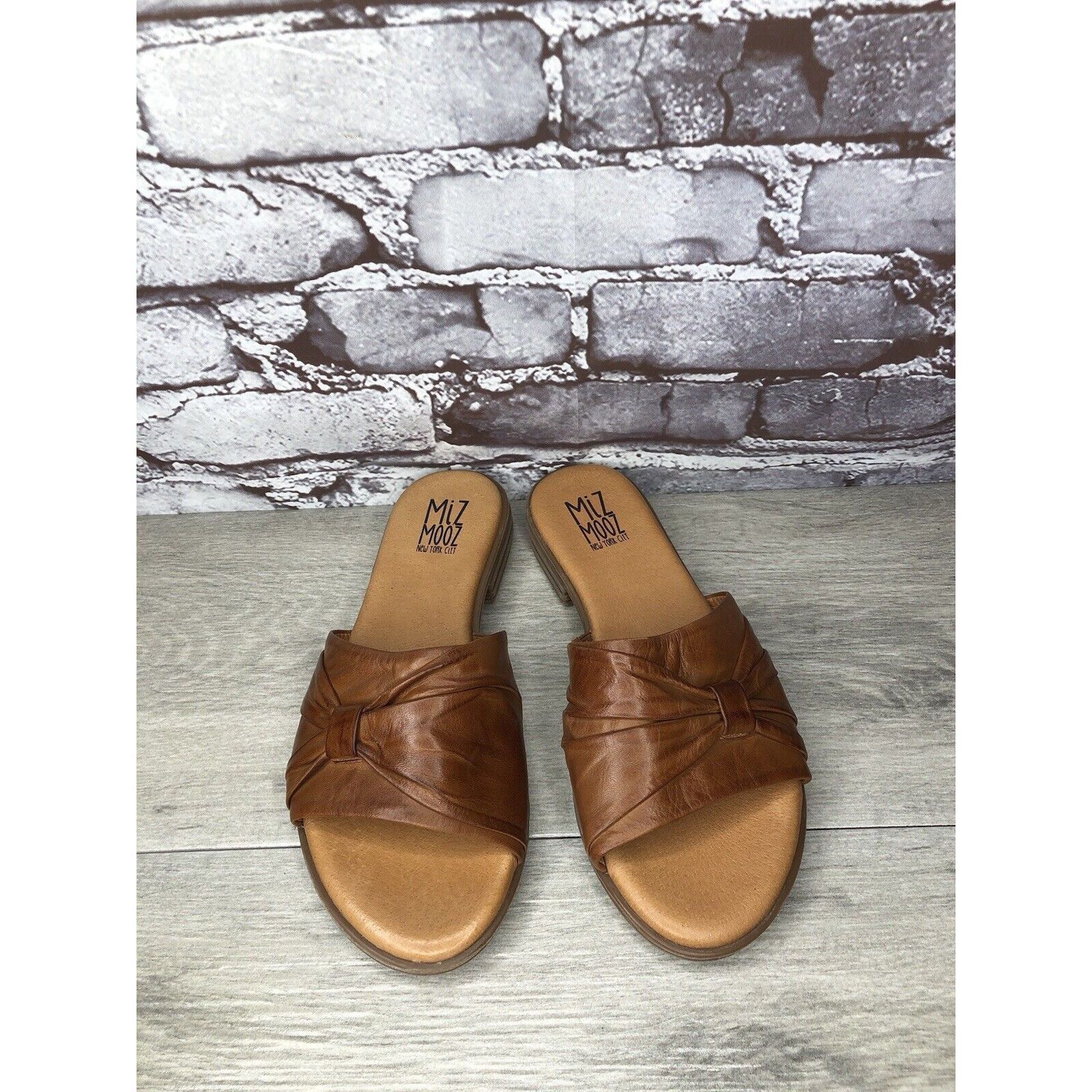 Other Miz Mooz Daisey Brown Leather Ruched Slides Heel Sandals Wom Size US 7.5 / IT 37.5 - 21 Thumbnail