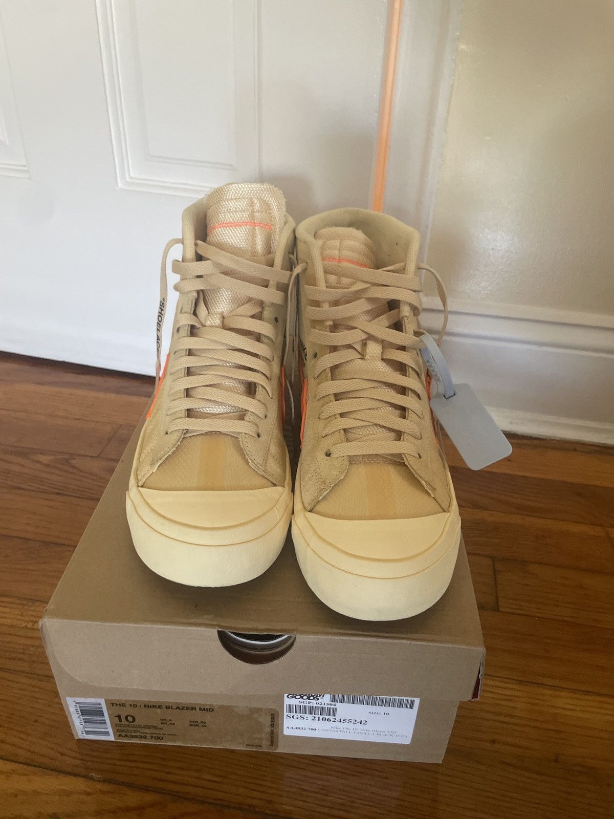 Off-White Off-white blazers, beige Size US 10 / EU 43 - 14 Thumbnail