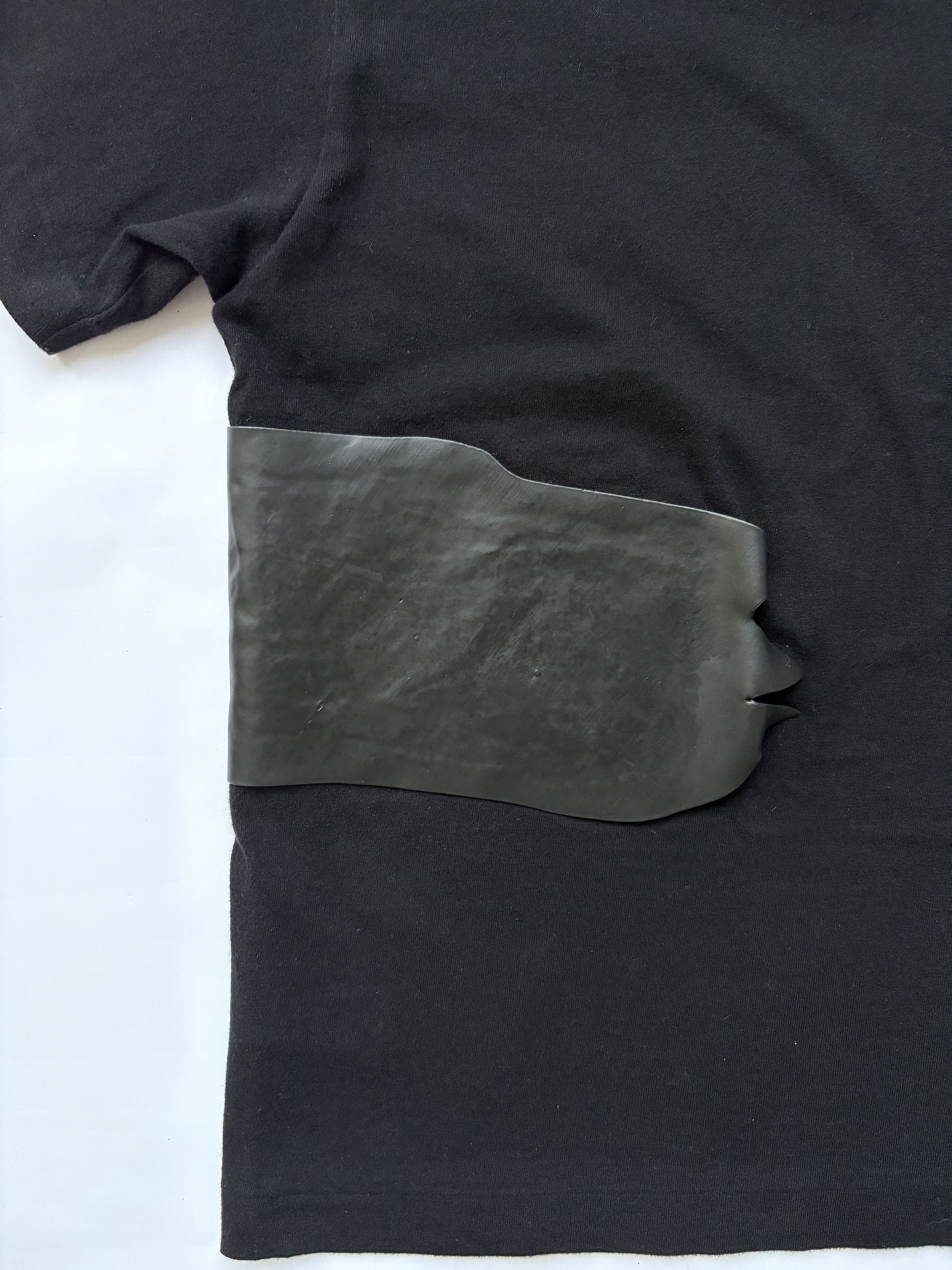 ⚡️QUICK SALE⚡️2017 Comme des Garcons T-Shirt with Rubber