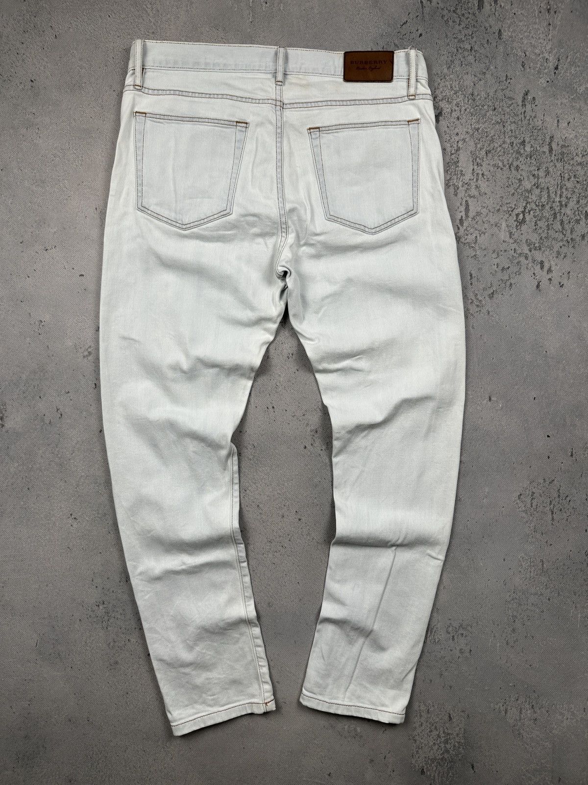 Burberry Burberry London England White Straight Selvedge Denim Jeans Size US 33 - 1 Thumbnail
