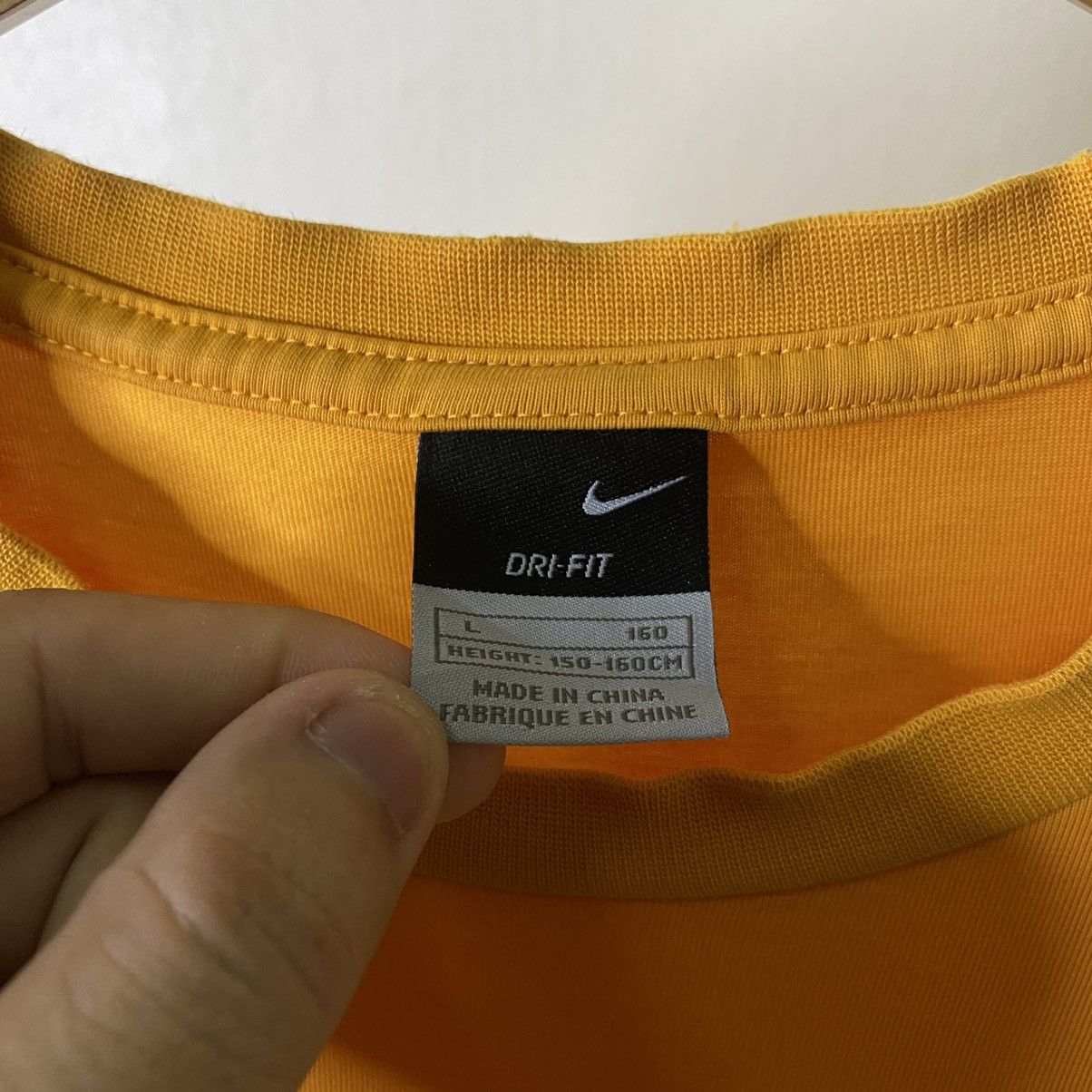 Nike × Vintage Vintage 2000s Nike Block Spell Out Tee Size US S / EU 44-46 / 1 - 3 Thumbnail