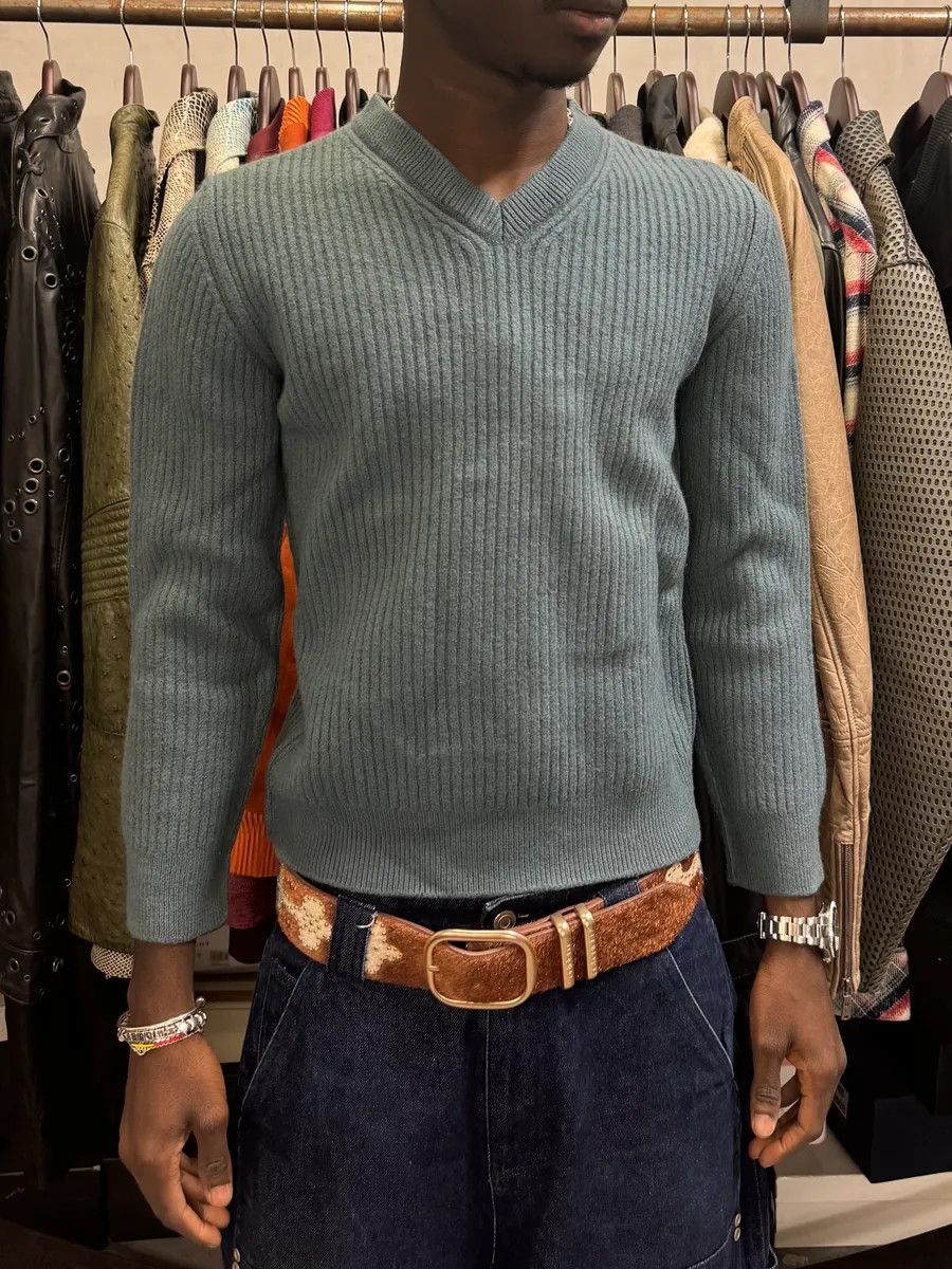 Dolce & Gabbana 2000s Dolce & Gabbana Blue Wool V-Neck Sweater Size US XS / EU 42 / 0 - 2 Thumbnail
