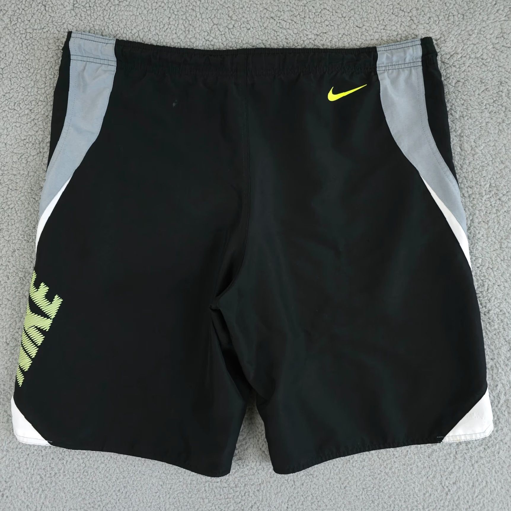 Nike Nike Shorts Mens Large Black White Board Swim Trunks Pockets Drawstring Surf Size US 33 - 2 Thumbnail