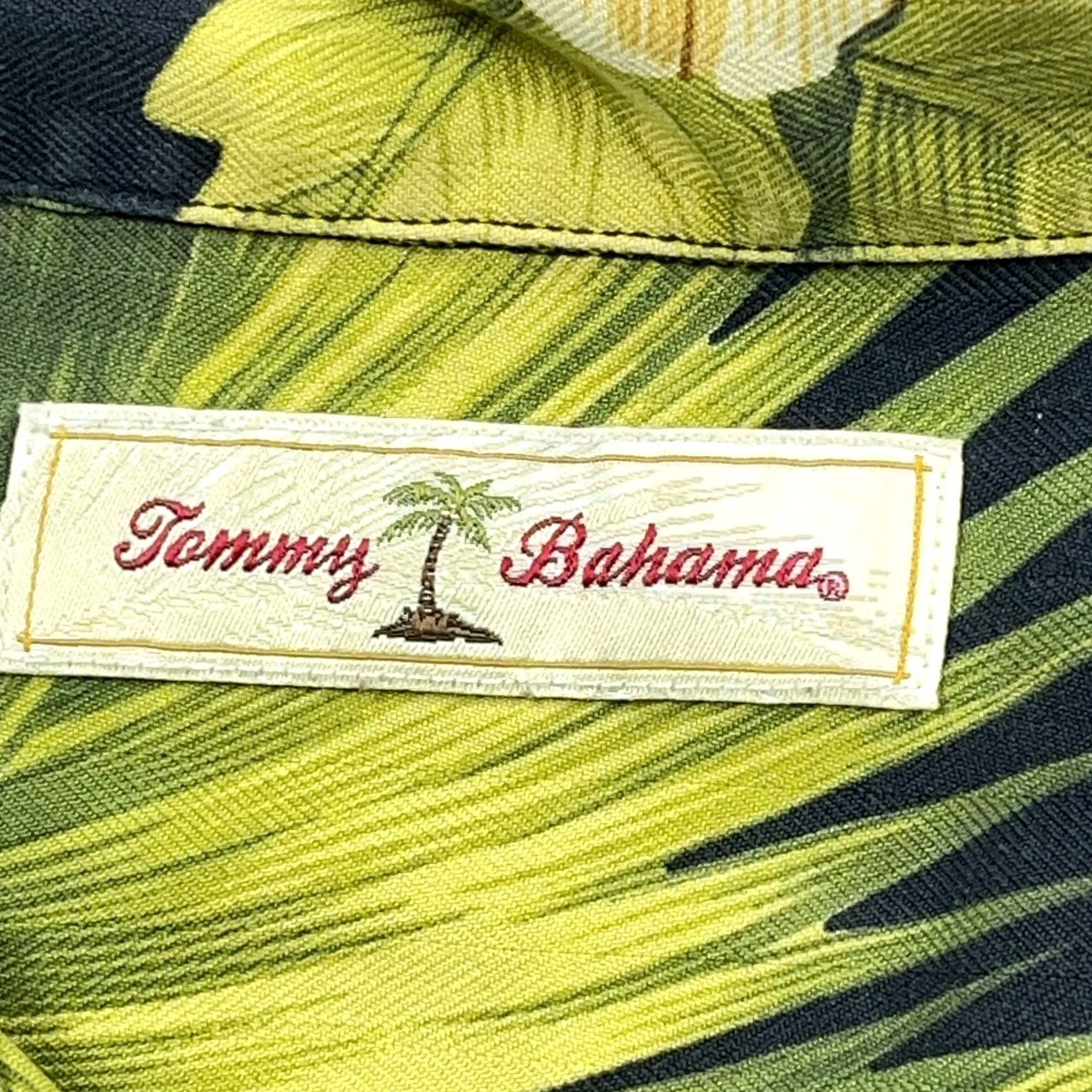 Tommy Bahama Tommy Bahama Shirt XL Green Silk Floral Button Up Camp Beach Hawaiian Men Rum Size US XL / EU 56 / 4 - 2 Thumbnail