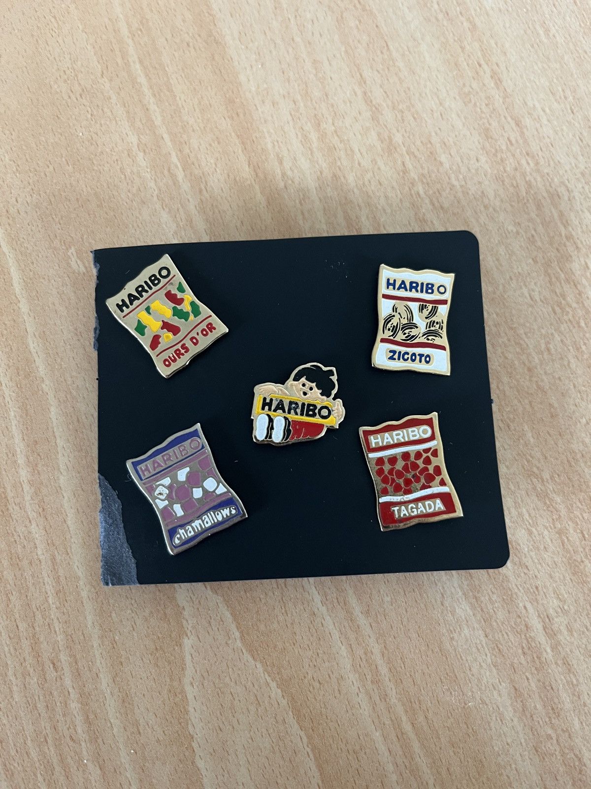 image of Junk Food x Pins Haribo Vintage Pins in Gold, Men's