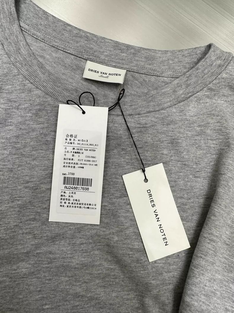 Dries Van Noten dries van noten Gray long-sleeved T-shirt 2504-Nextarrow Size US S / EU 44-46 / 1 - 4 Thumbnail