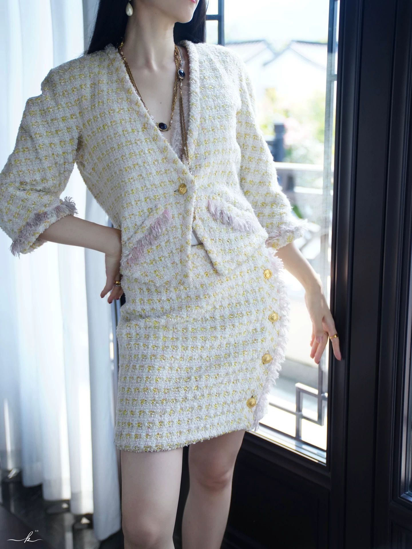 Chanel Chanel 1992 Yellow-Pink Lurex Tweed Suit Skirt Set Size M / US 6-8 / IT 42-44 - 3 Thumbnail