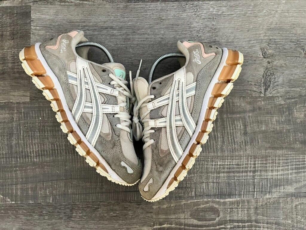 Asics ASICS • WMNS Gel-Kayano 5 360 (7M) Size US 7 / EU 40 - 9 Thumbnail