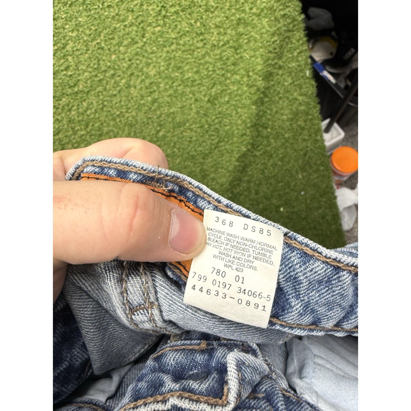 Levi's VINTAGE Levi's Silvertab MASSIVE Jeans Mens 31x30 Baggy 90s Wide Leg Y2K Skater Size US 31 - 5 Thumbnail
