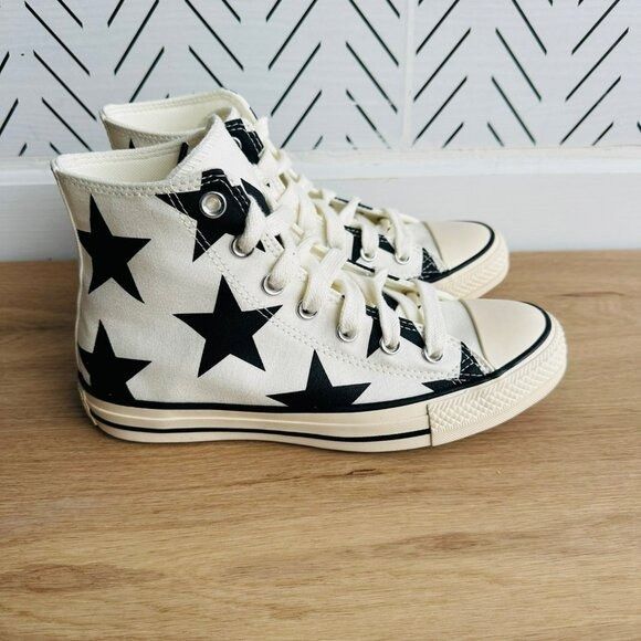 ⭐Converse Chuck Taylor Large Stars Hi Sz 7.5 Women Shoes Sne