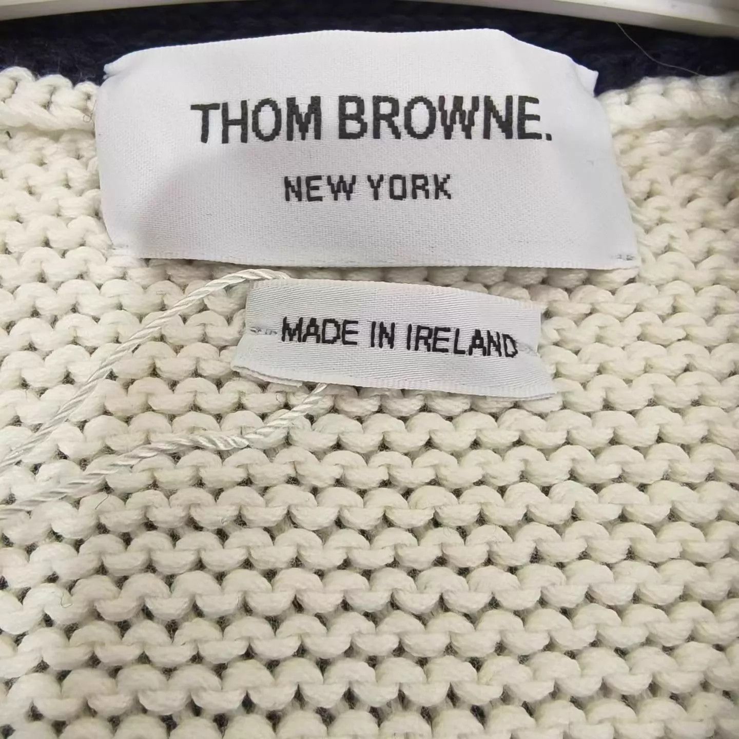 Thom Browne Thom Browne Classic Stripe 4-Button Cardi Size 3 NWT Size US L / EU 52-54 / 3 - 3 Thumbnail