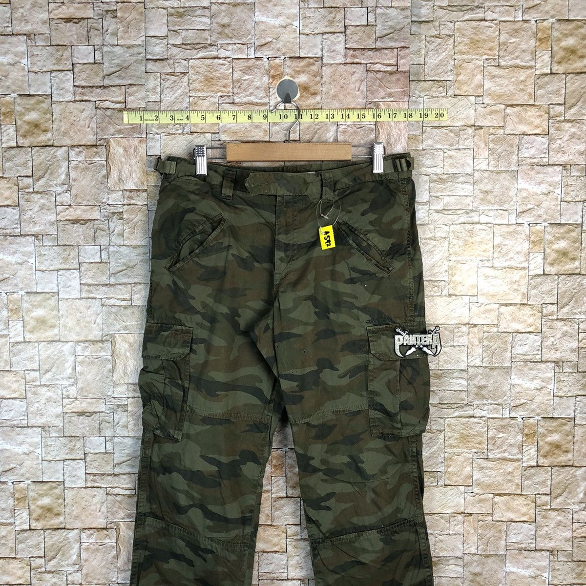 LOWRYS FARM Lowrys Farm Pantera Camo Green Cargo Multipocket Pants #A592 Size US 31 - 2 Thumbnail
