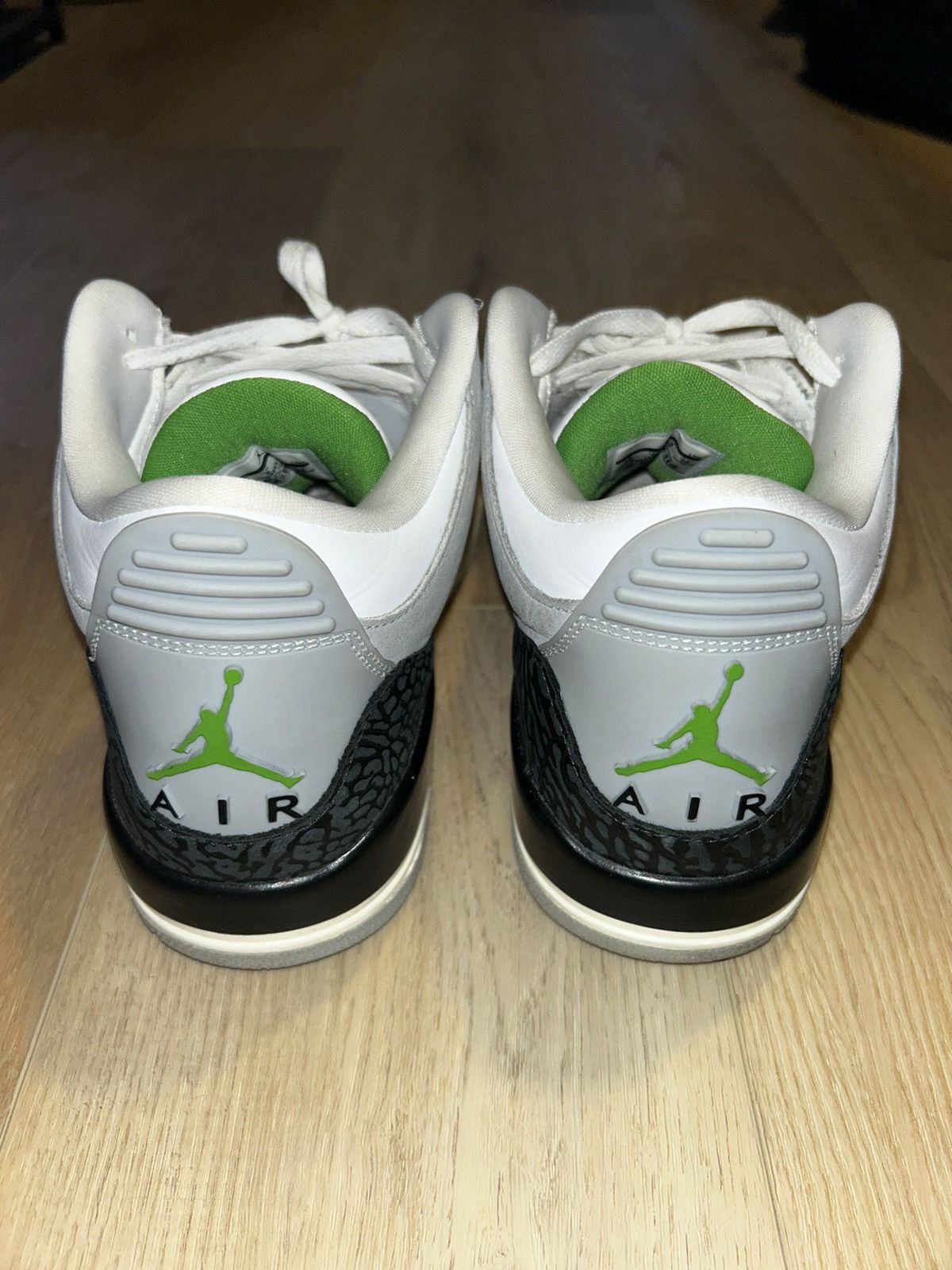 Jordan Brand Jordan 3 Retro ‘Chlorophyll’ Size US 10 / EU 43 - 4 Thumbnail