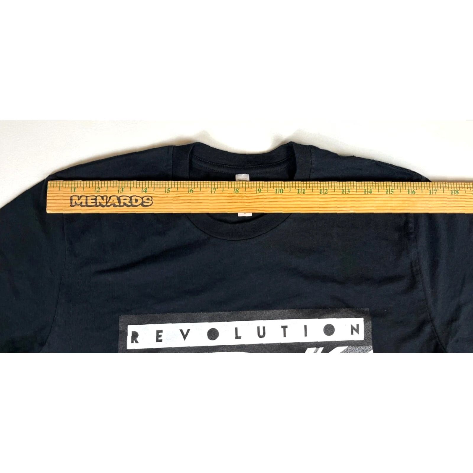 Vintage NWOT 'Revolution Must Be Sexy' T-Shirt Sz M Unbranded Unisex Adults Short Sleeve Crew Neck 100% Cotton Black Mens Womens Size US M / EU 48-50 / 2 - 7 Thumbnail