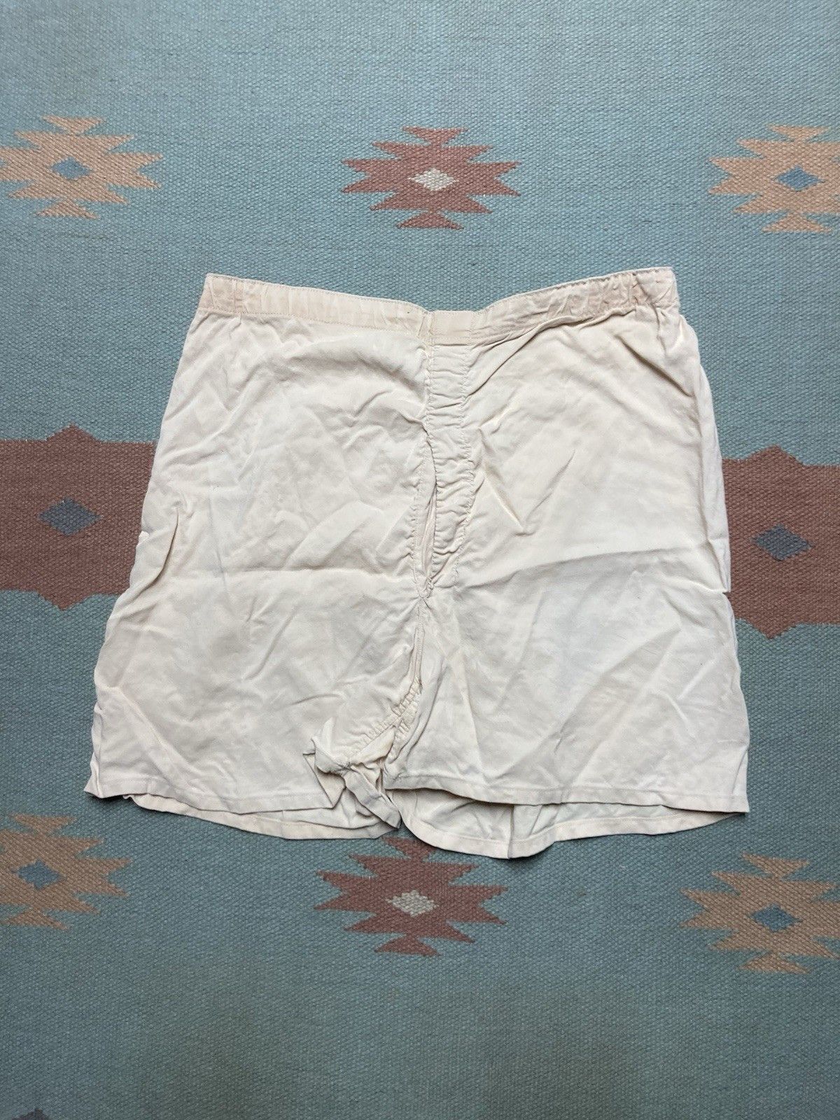 Vintage 1940s reliance MFG no tare boxer shorts rayon gym WWII 31 Size US 31 - 1 Thumbnail