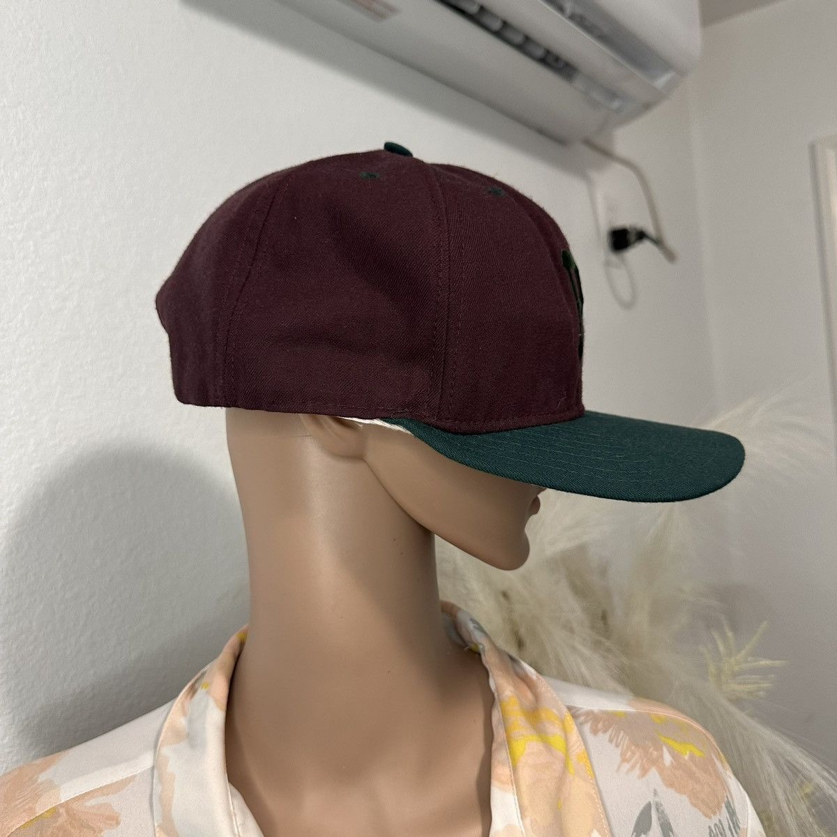 New Era Vintage 70/80s Pirates Sports Cap Size ONE SIZE - 2 Thumbnail