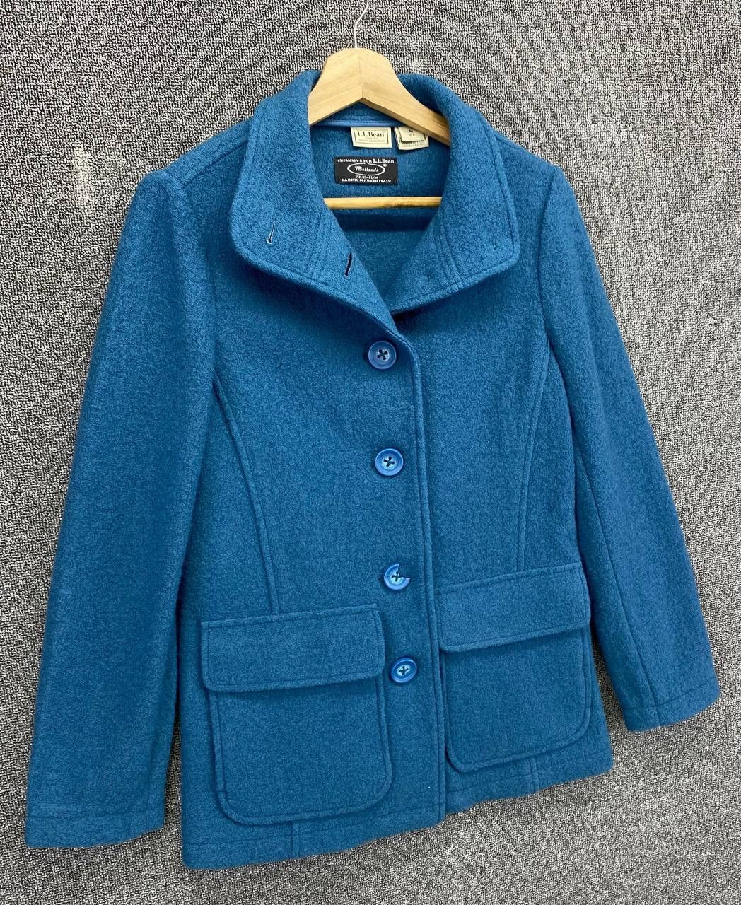 L.L. Bean Vintage L.L Bean Button Up Wool Coat Jacket Size M / US 6-8 / IT 42-44 - 2 Thumbnail