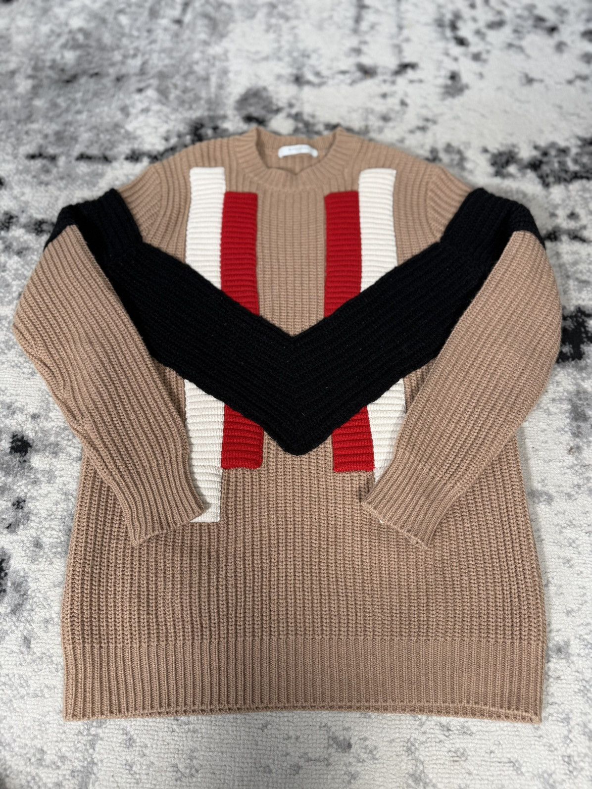 Givenchy Givenchy V-Detail Cashmere Sweater Size US XS / EU 42 / 0 - 5 Thumbnail
