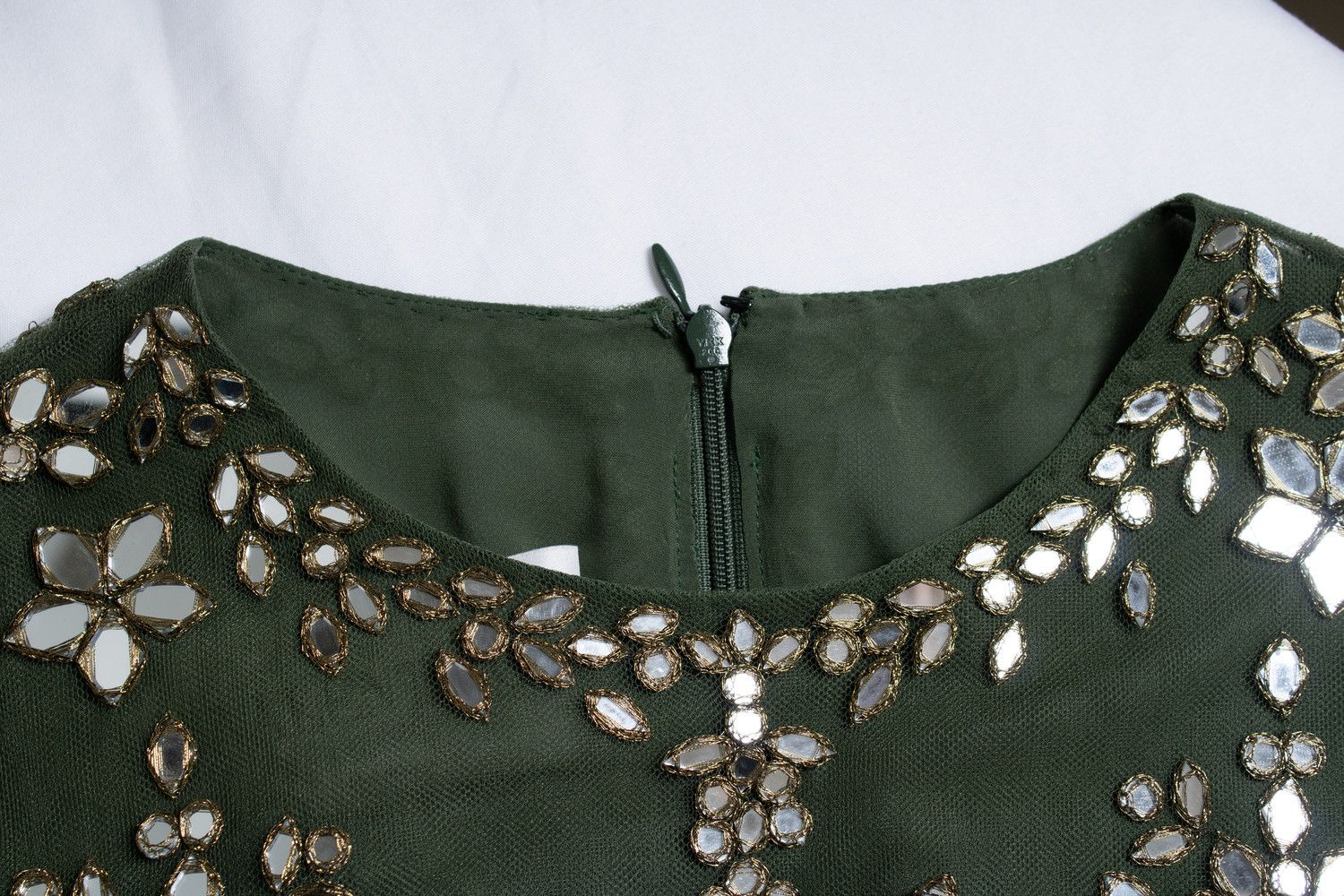 Valentino Valentino, embellished tulle dress in green Size S / US 4 / IT 40 - 6 Thumbnail