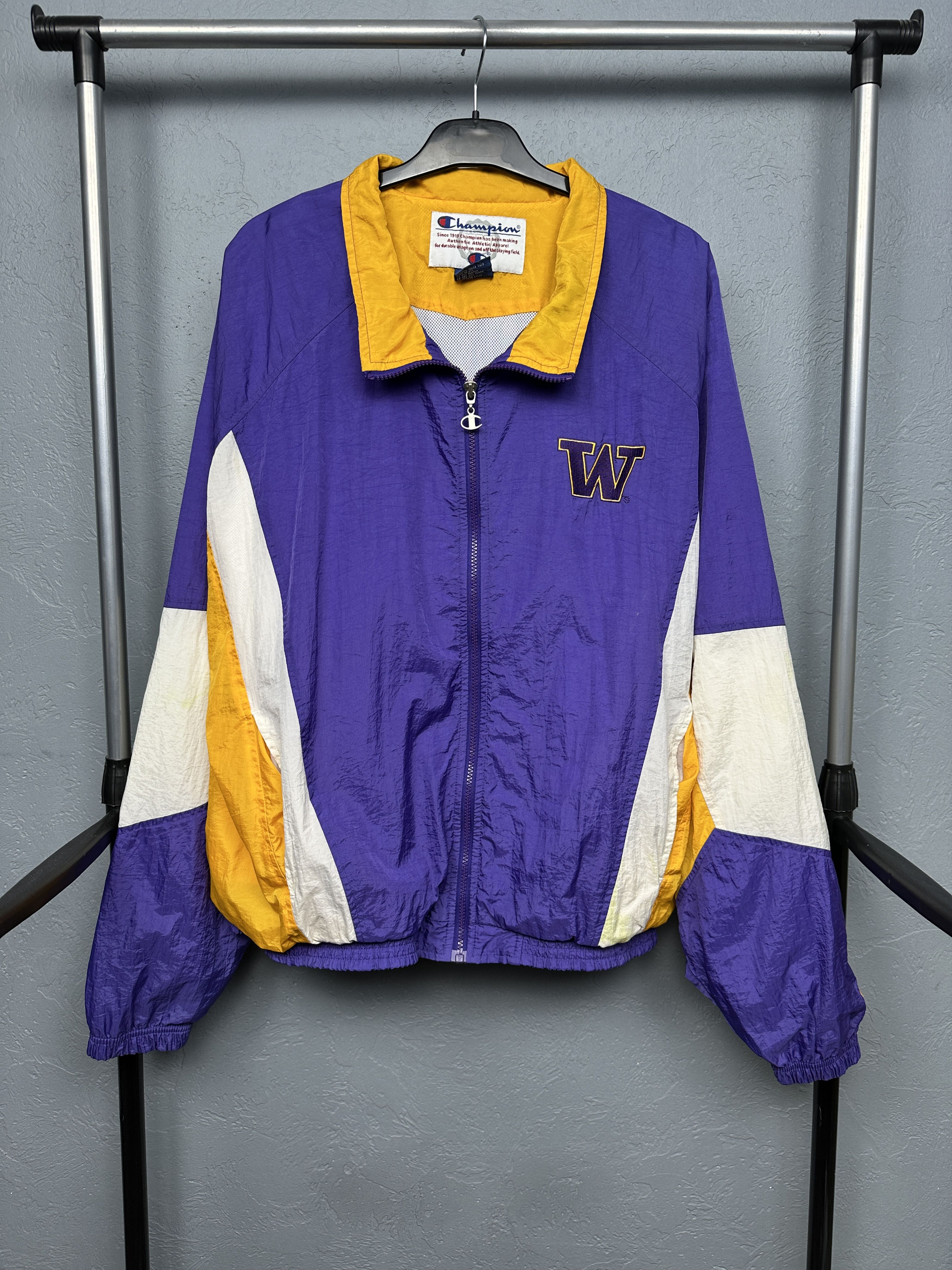 Champion Champion Washington Huskies 90s Vintage Mens Jacket Size US XL / EU 56 / 4 - 1 Thumbnail