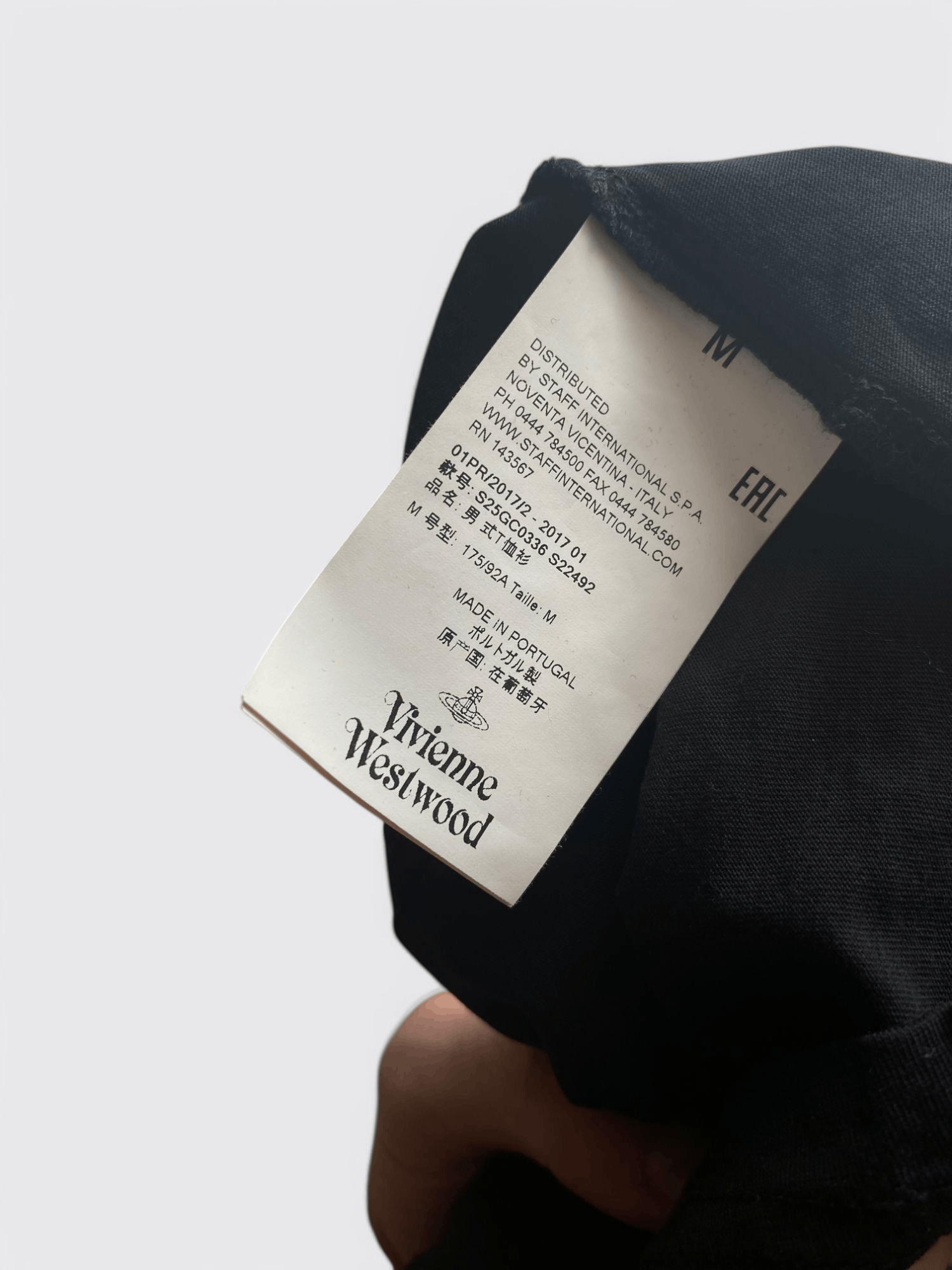 Vivienne Westwood Vivienne Westwood Climate Revolution TShirt Size US M / EU 48-50 / 2 - 3 Thumbnail