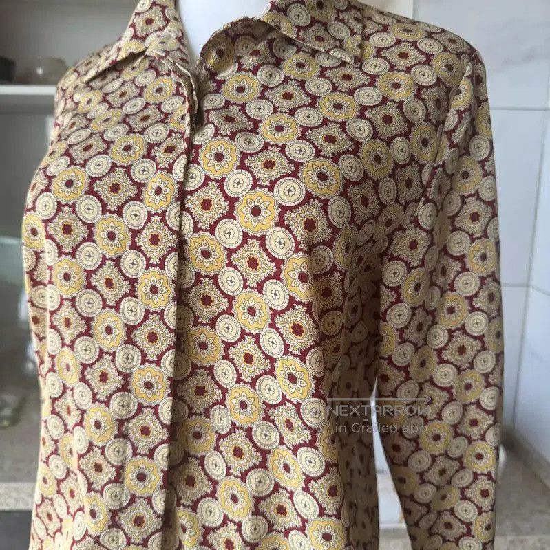 Burberry Burberry Colorful Long Sleeve Blouse for Women. Size XL / US 12-14 / IT 48-50 - 2 Thumbnail